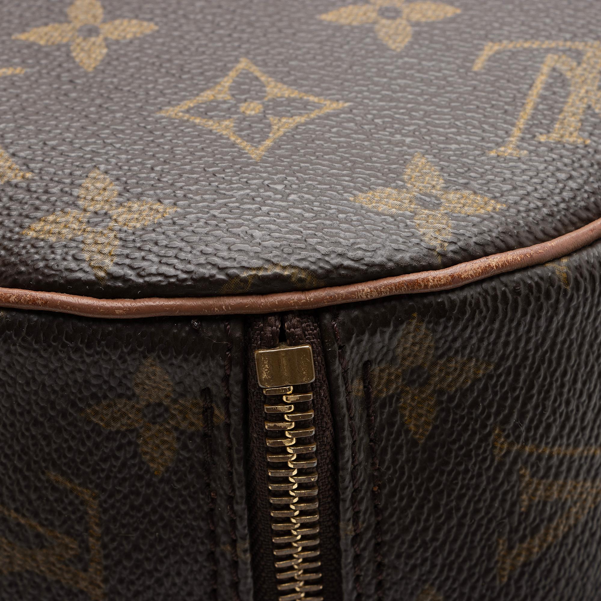 Louis Vuitton Vintage Monogram Canvas Papillon 30 Satchel (SHF-22747)