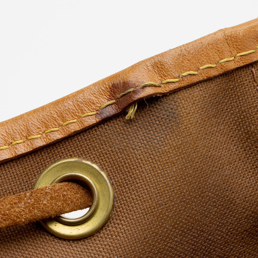 Louis Vuitton Vintage Monogram Canvas Petit Noe Shoulder Bag (SHF-IAw79k)
