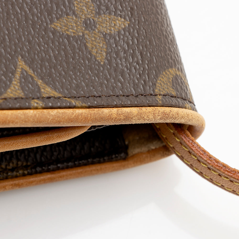 Louis Vuitton Vintage Monogram Canvas Pochette Twin GM Shoulder Bag (SHF-20313)