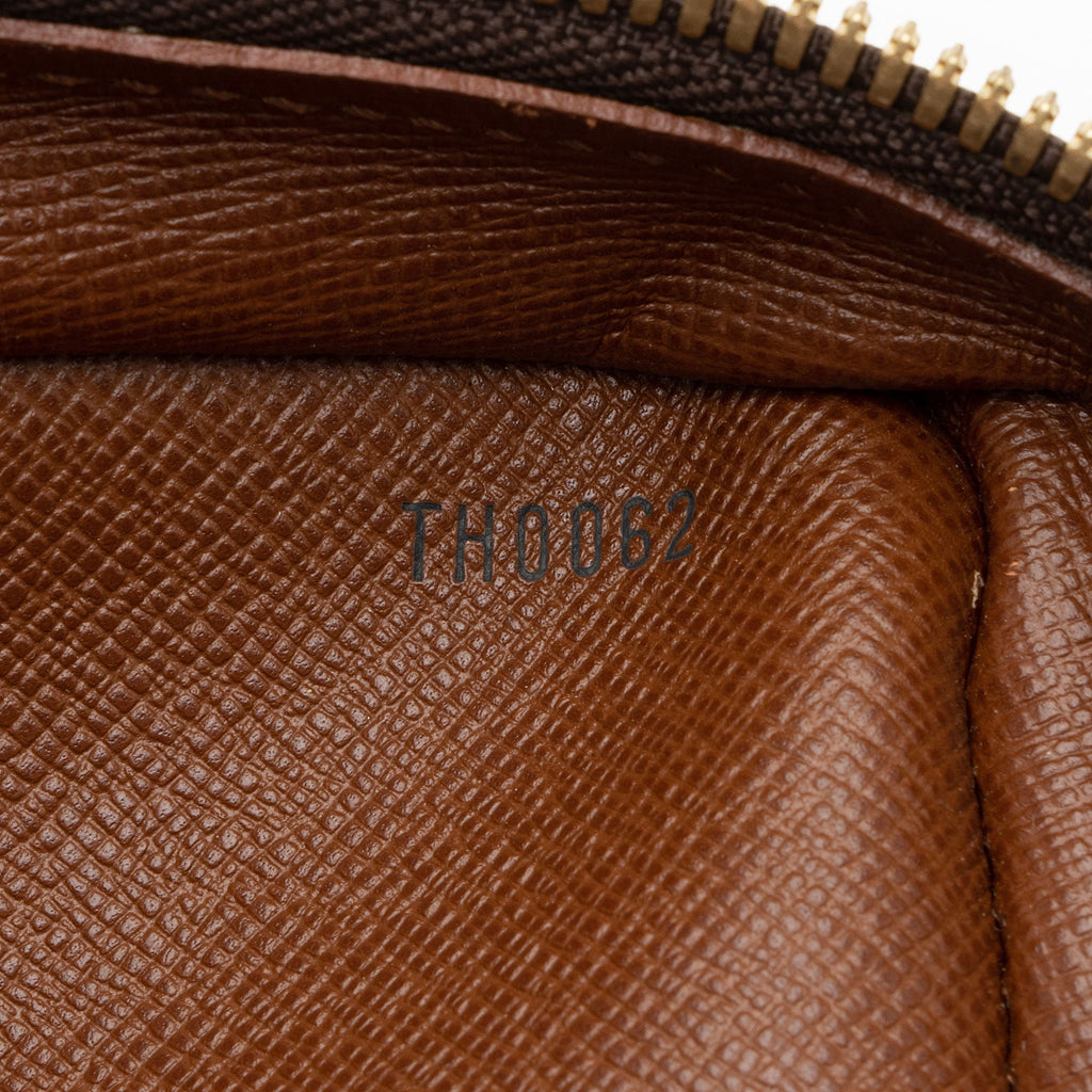 Louis Vuitton Vintage Monogram Canvas Porte Documents Voyage Bag