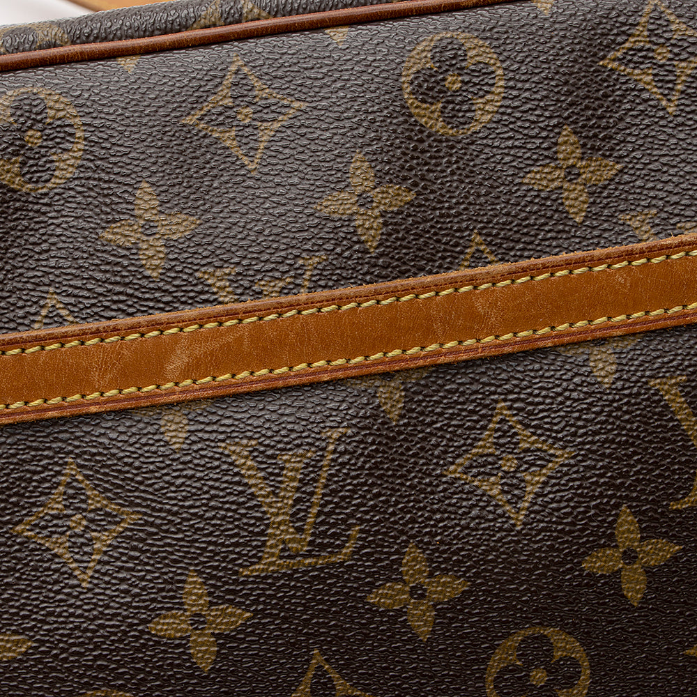 Louis Vuitton Vintage Monogram Canvas Trocadero 27 Shoulder Bag (SHF-22092)