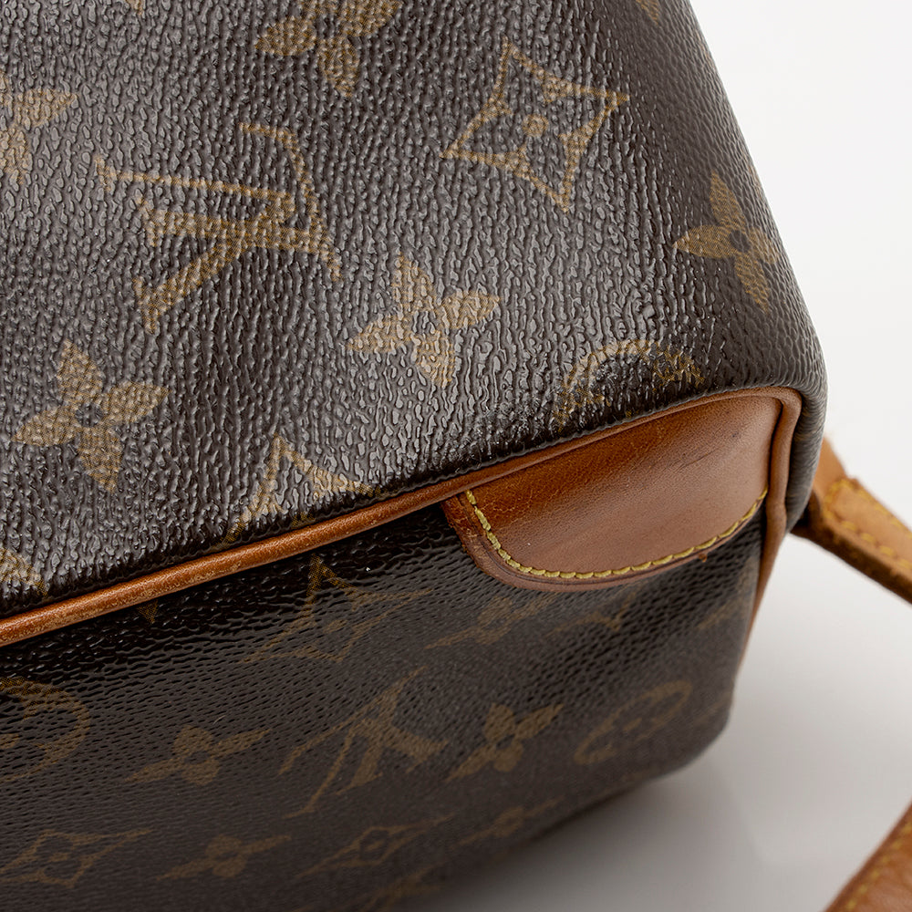 Louis Vuitton Vintage Monogram Canvas Trocadero 27 Shoulder Bag (SHF-22092)