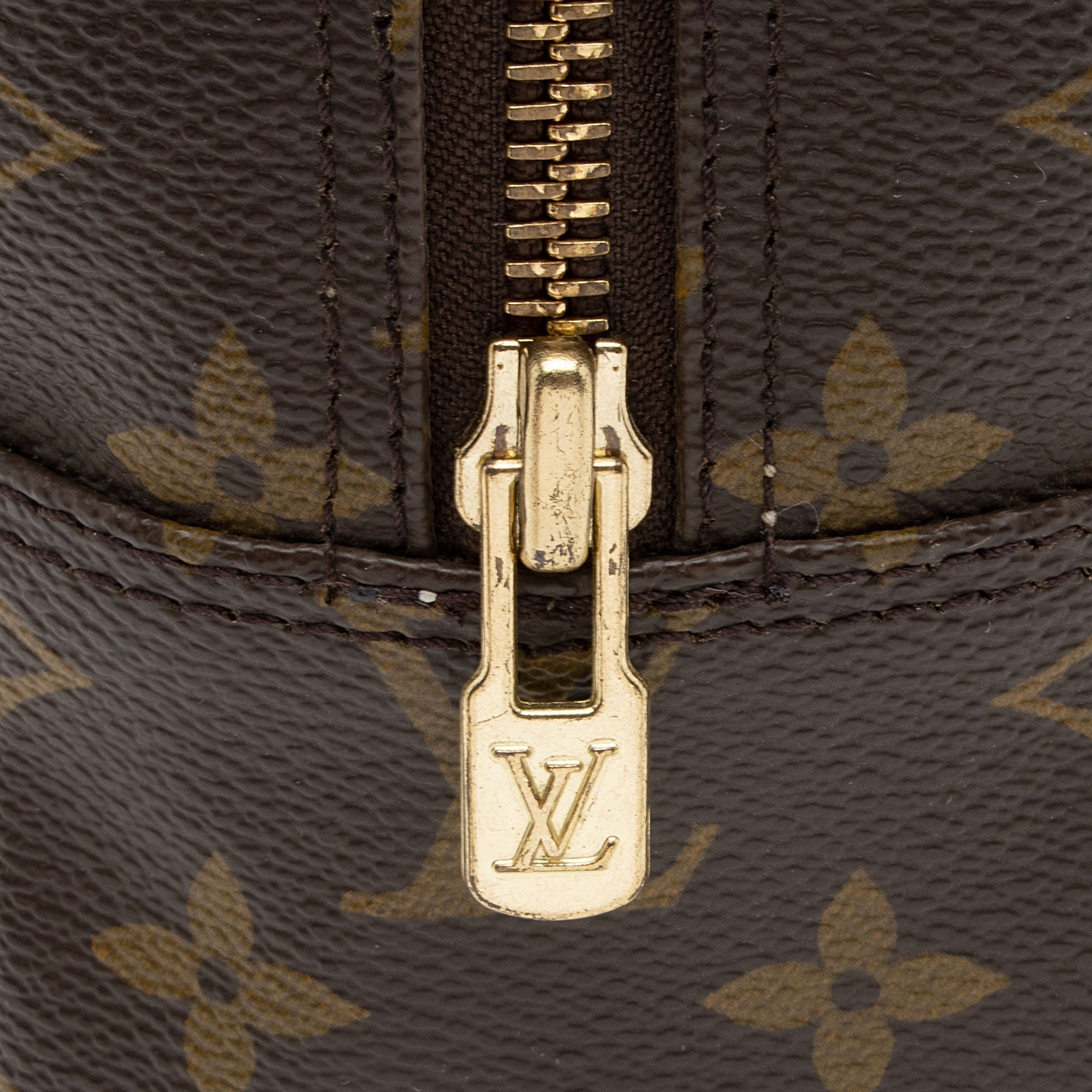 Louis Vuitton Vintage Monogram Canvas Trousse Toiletry Pouch 28 (SHF-JTaeYw)