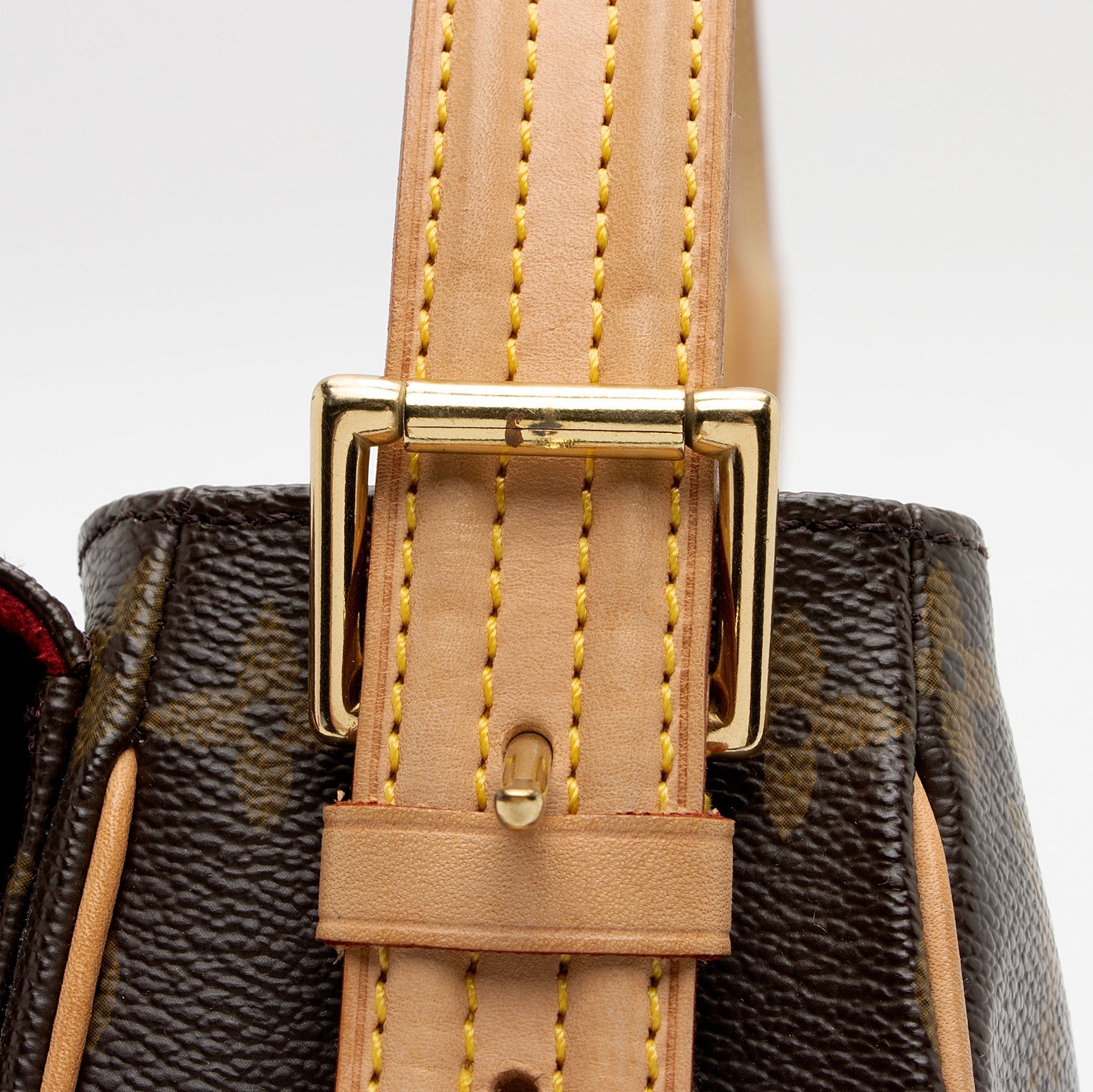 Louis Vuitton Vintage Monogram Canvas Viva Cite MM Shoulder Bag (SHF-lyHkDP)