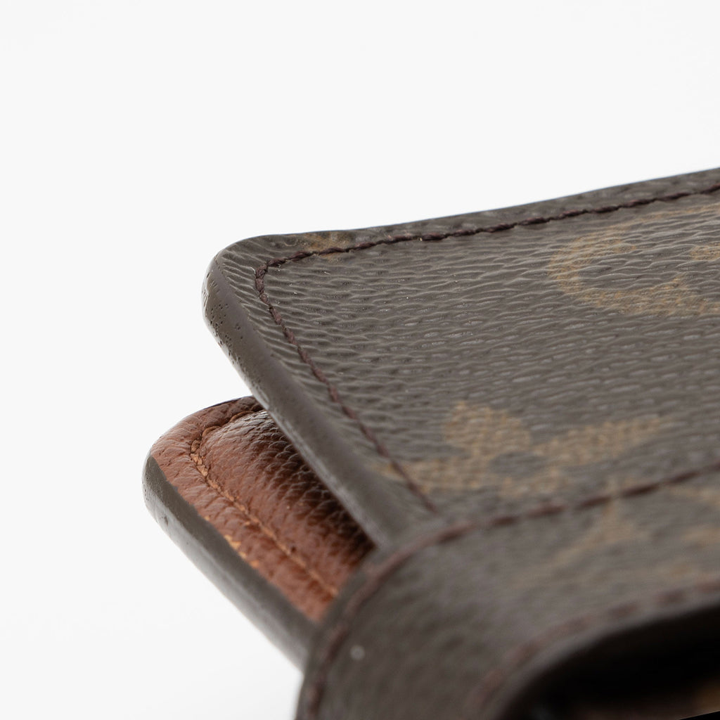 Louis Vuitton Vintage Monogram Canvas Zipped Compact Wallet (SHF-slTJTi)