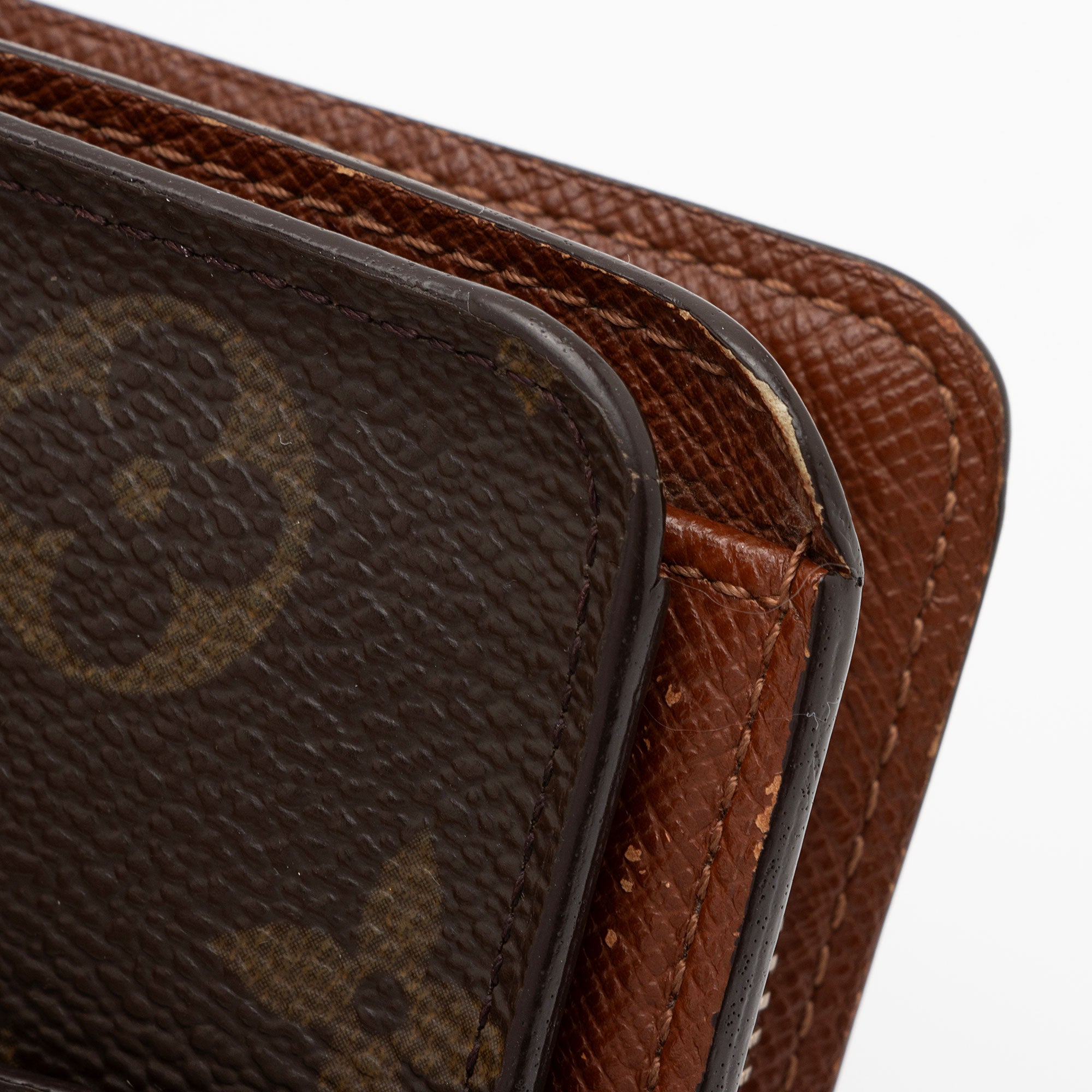 Louis Vuitton Vintage Monogram Canvas Zipped Compact Wallet (SHF-slTJTi)
