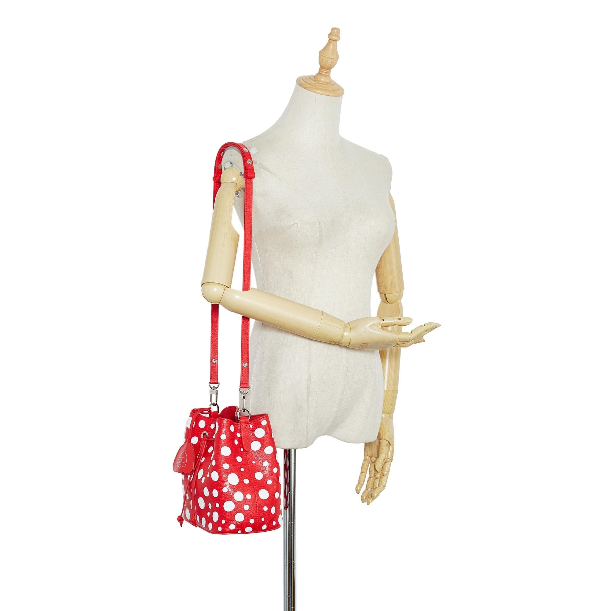 Louis Vuitton x Yayoi Kusama Neonoe BB