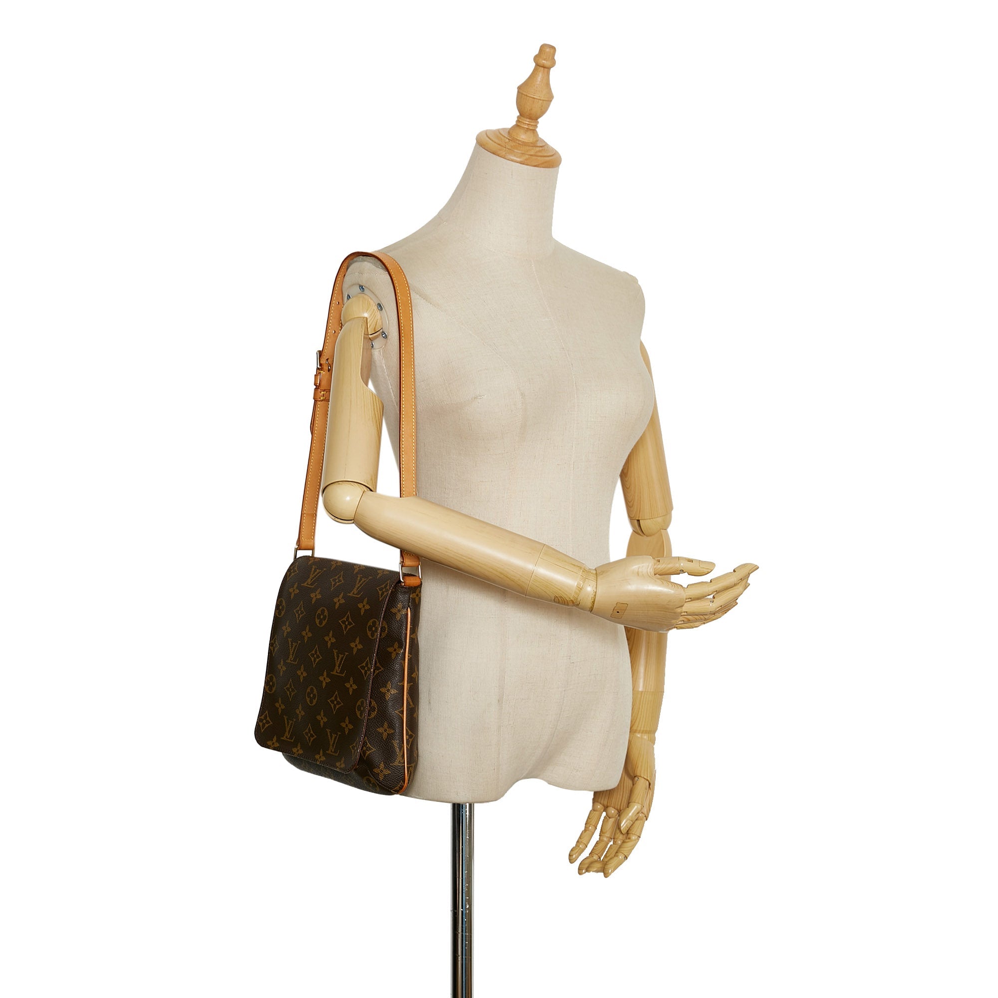 Louis Vuitton Musette Salsa Short Strap Monogram Canvas