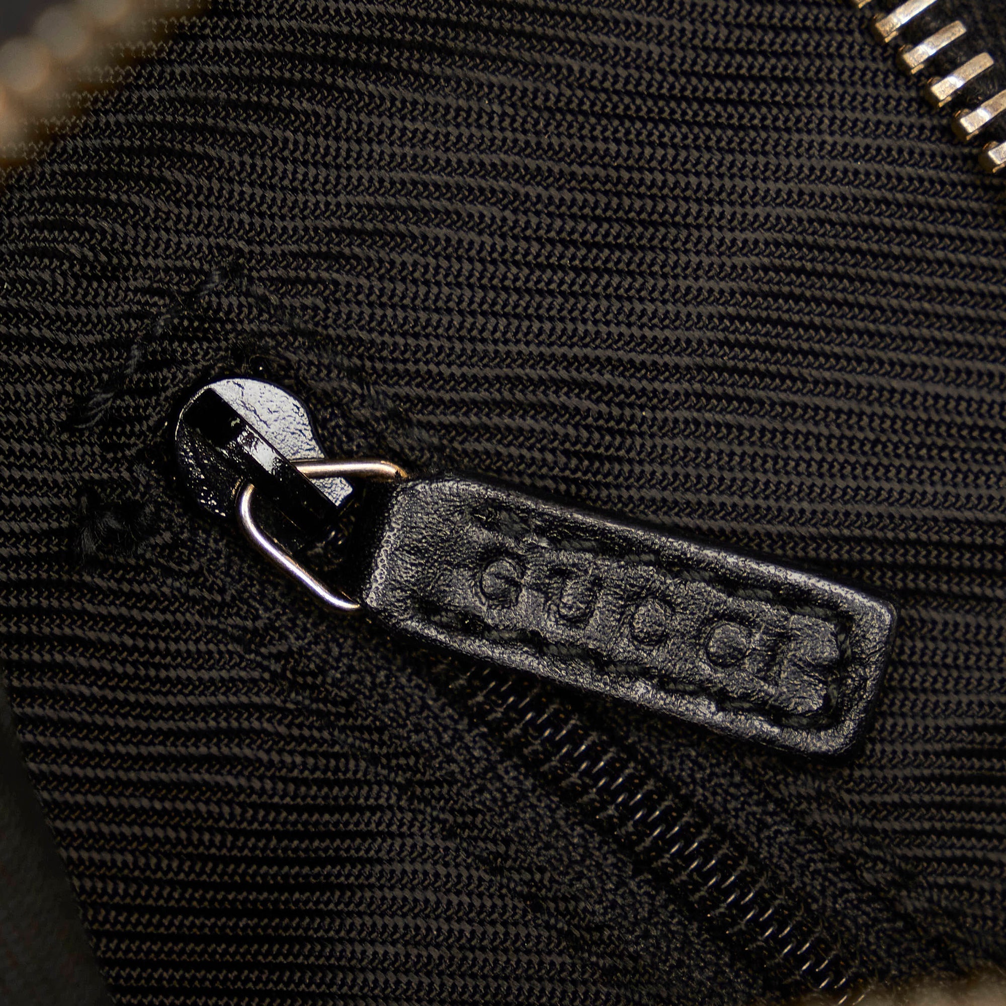 GUCCI GG Canvas Shoulder Bag