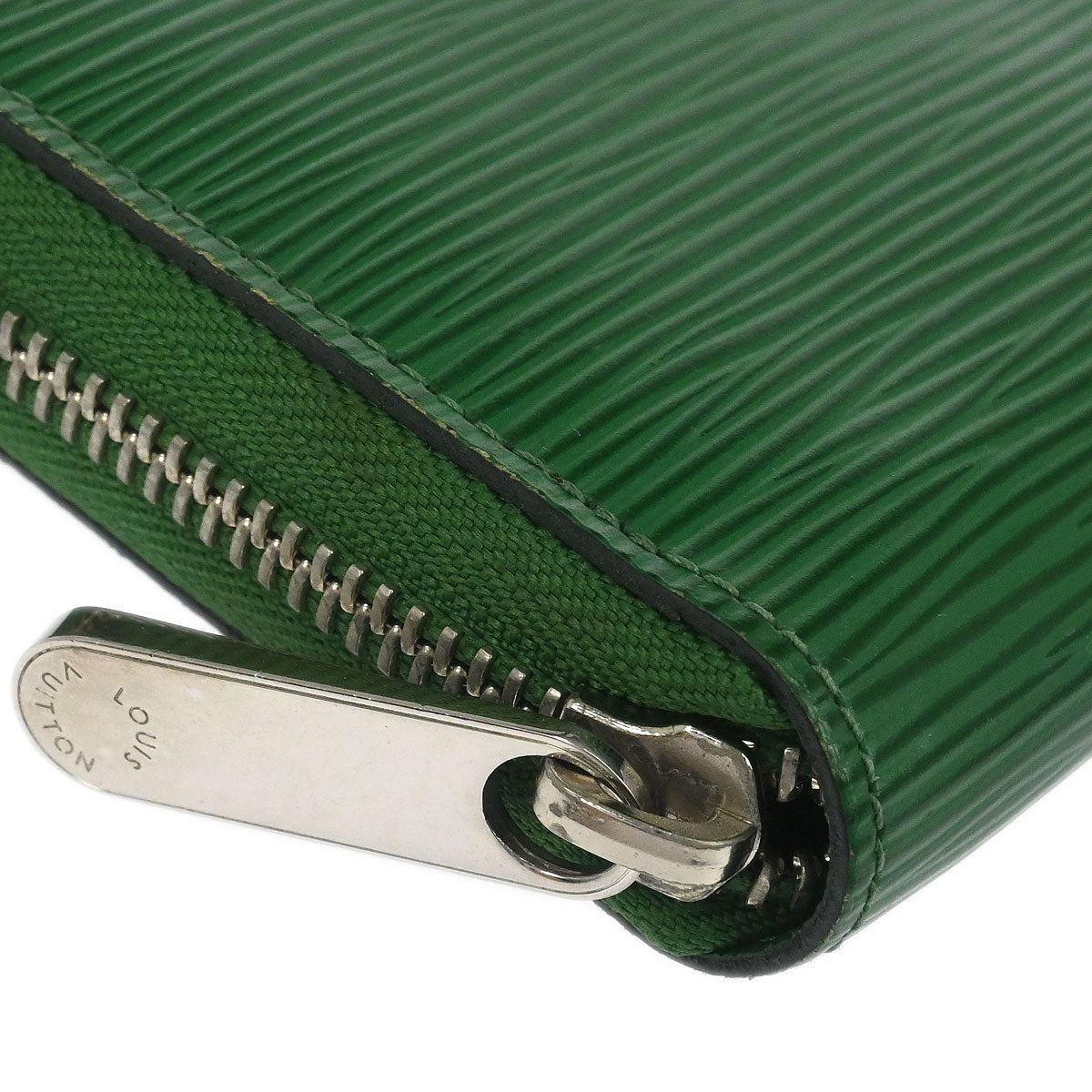 Louis Vuitton Green Epi Zippy Wallet M60303