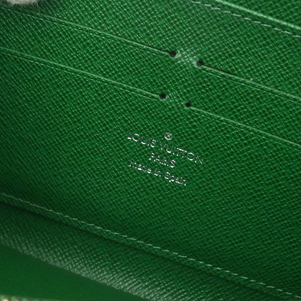 Louis Vuitton Green Epi Zippy Wallet M60303