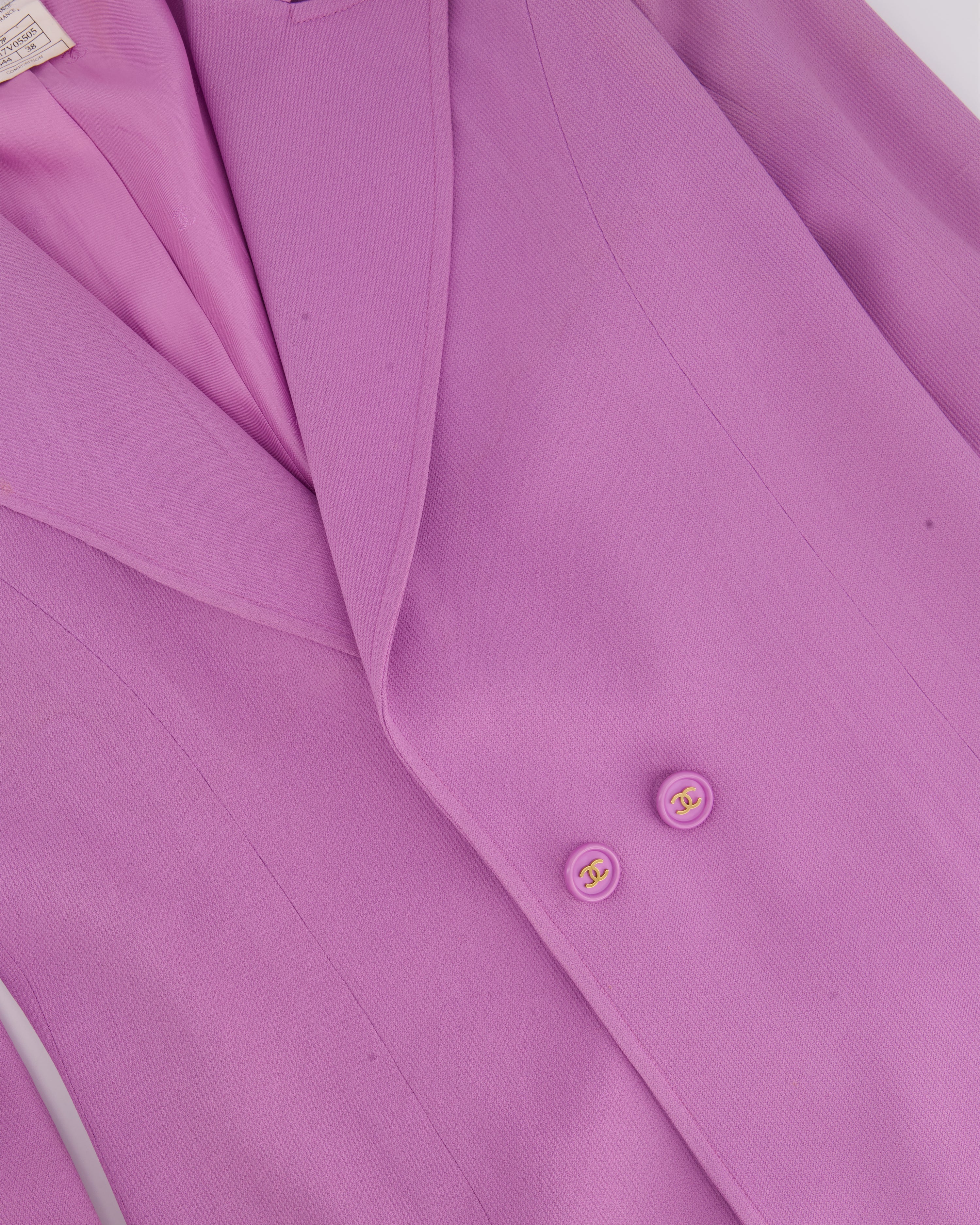 Chanel Vintage 97/P Lilac Longline Blazer with CC Button Detail Size FR 38 (UK 10)