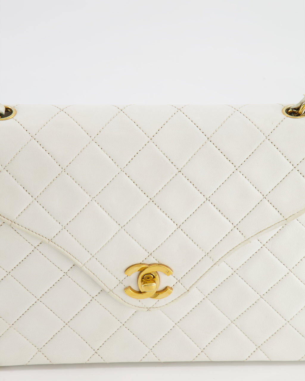 Chanel Vintage White Quilted Lambskin Single Flap Bag with 24k Gold Hardware