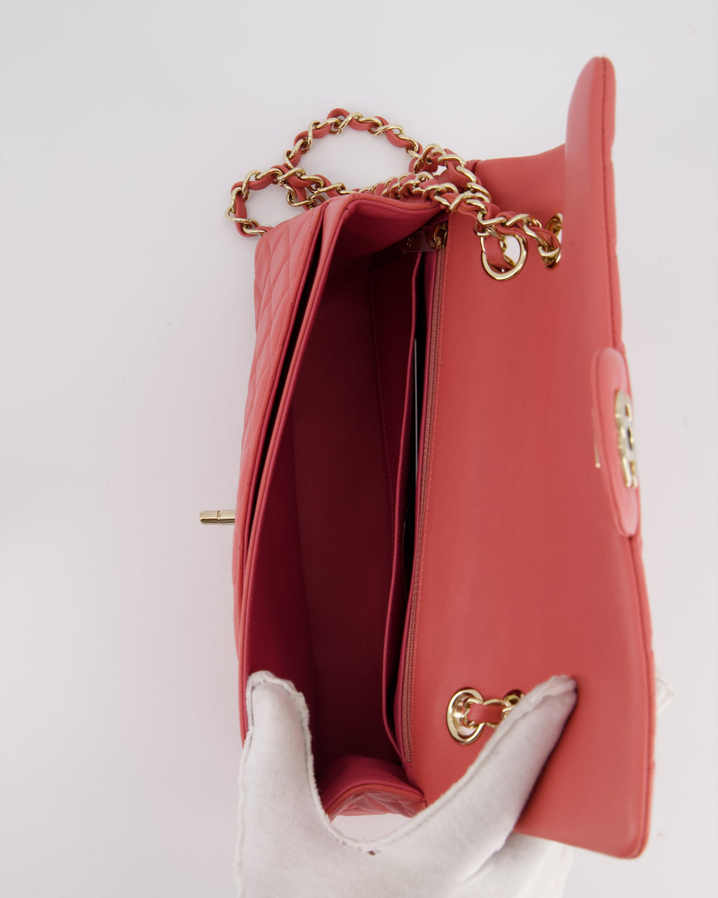 Chanel Pink Medium Single Flap Bag in Lambskin Leather with Champagne Gold Hardware