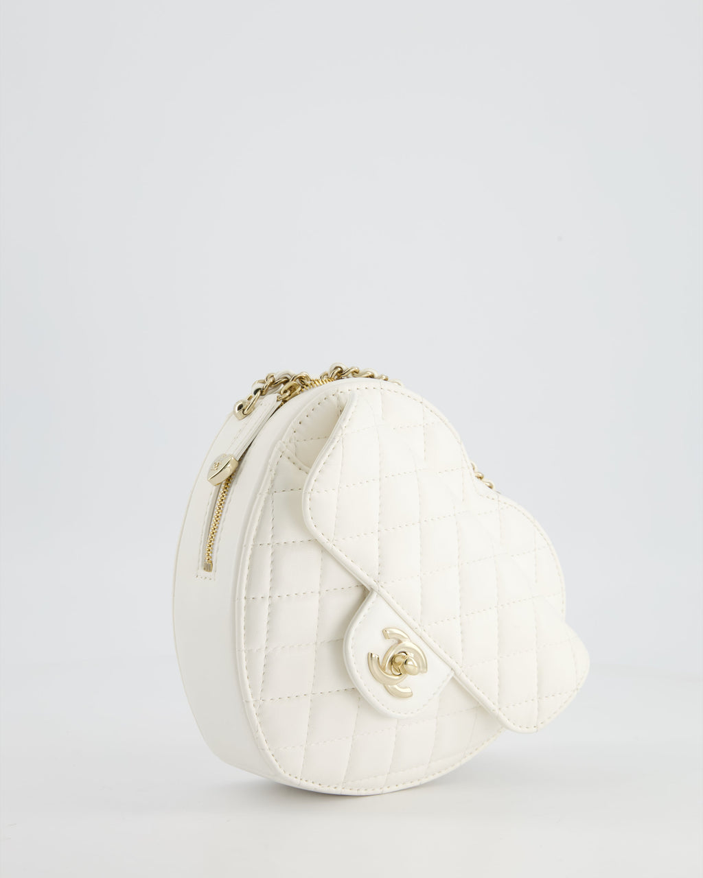 Chanel White Medium Heart Bag in Lambskin Leather with Champagne Gold Hardware