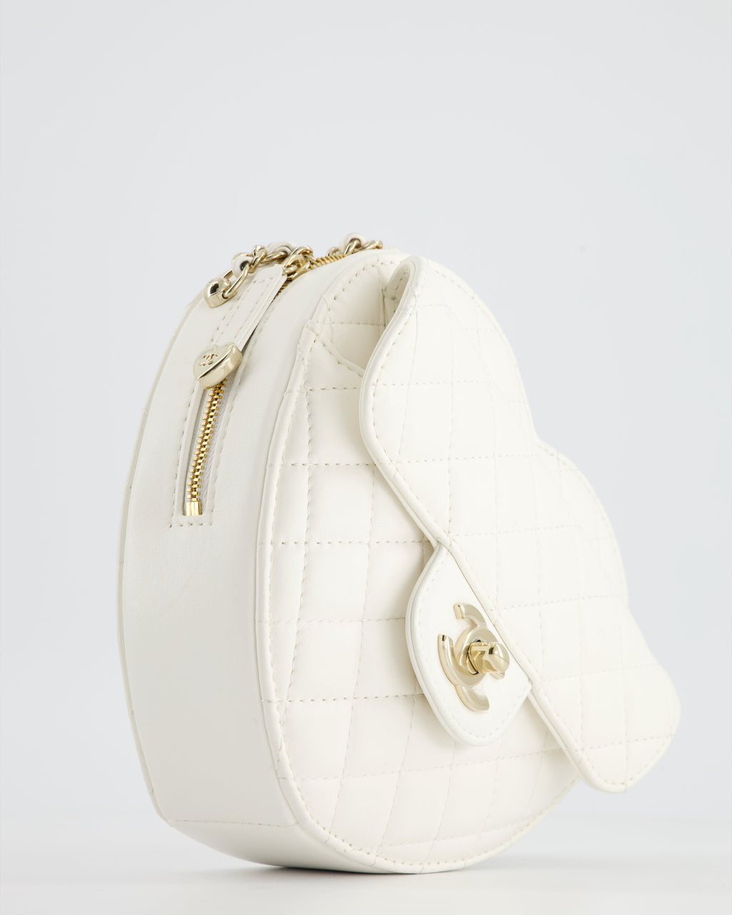 Chanel White Medium Heart Bag in Lambskin Leather with Champagne Gold Hardware