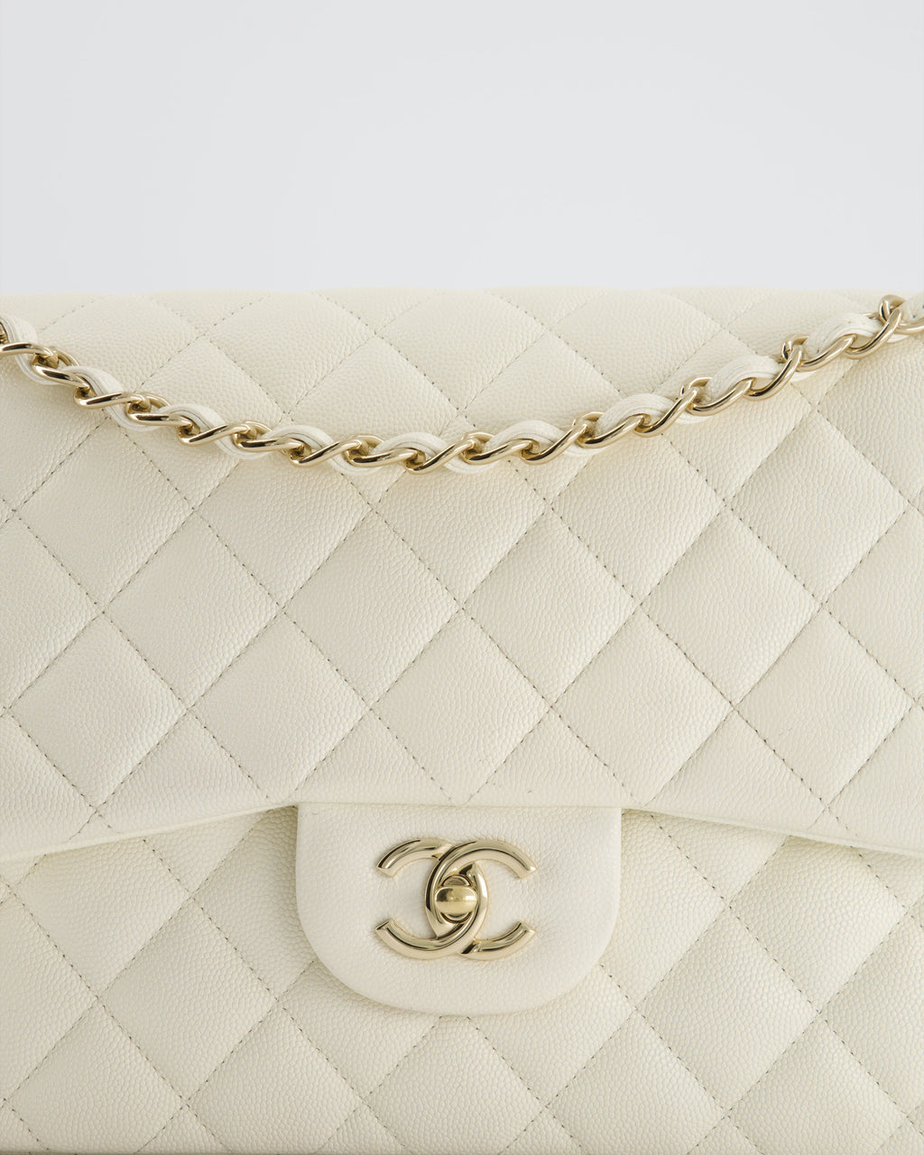 Chanel White Jumbo Classic Double Flap Bag in Shiny Caviar Leather with Champagne Gold Hardware RRP £9,240