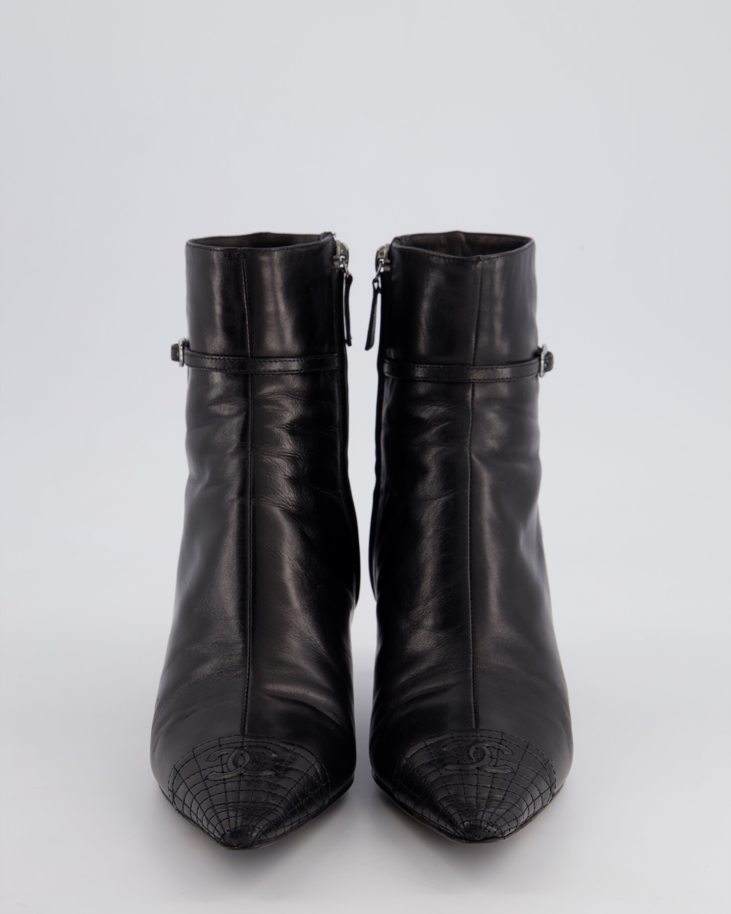 Chanel 05A Vintage Black Leather Pointed Toe Ankle Boots Size EU 36