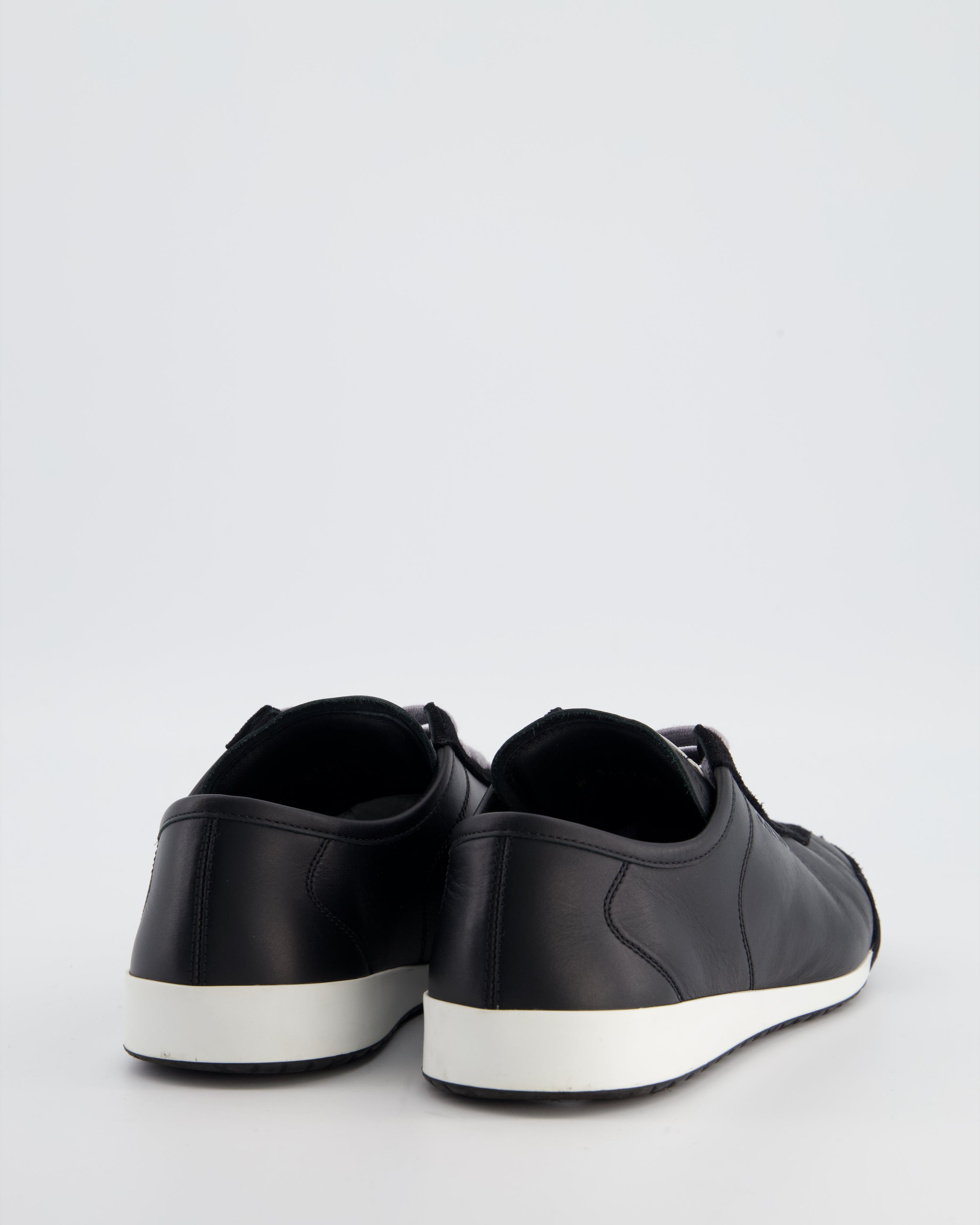 Chanel Interlocking Black Calfskin Leather Sneakers with Logo Detail Size EU 37.5