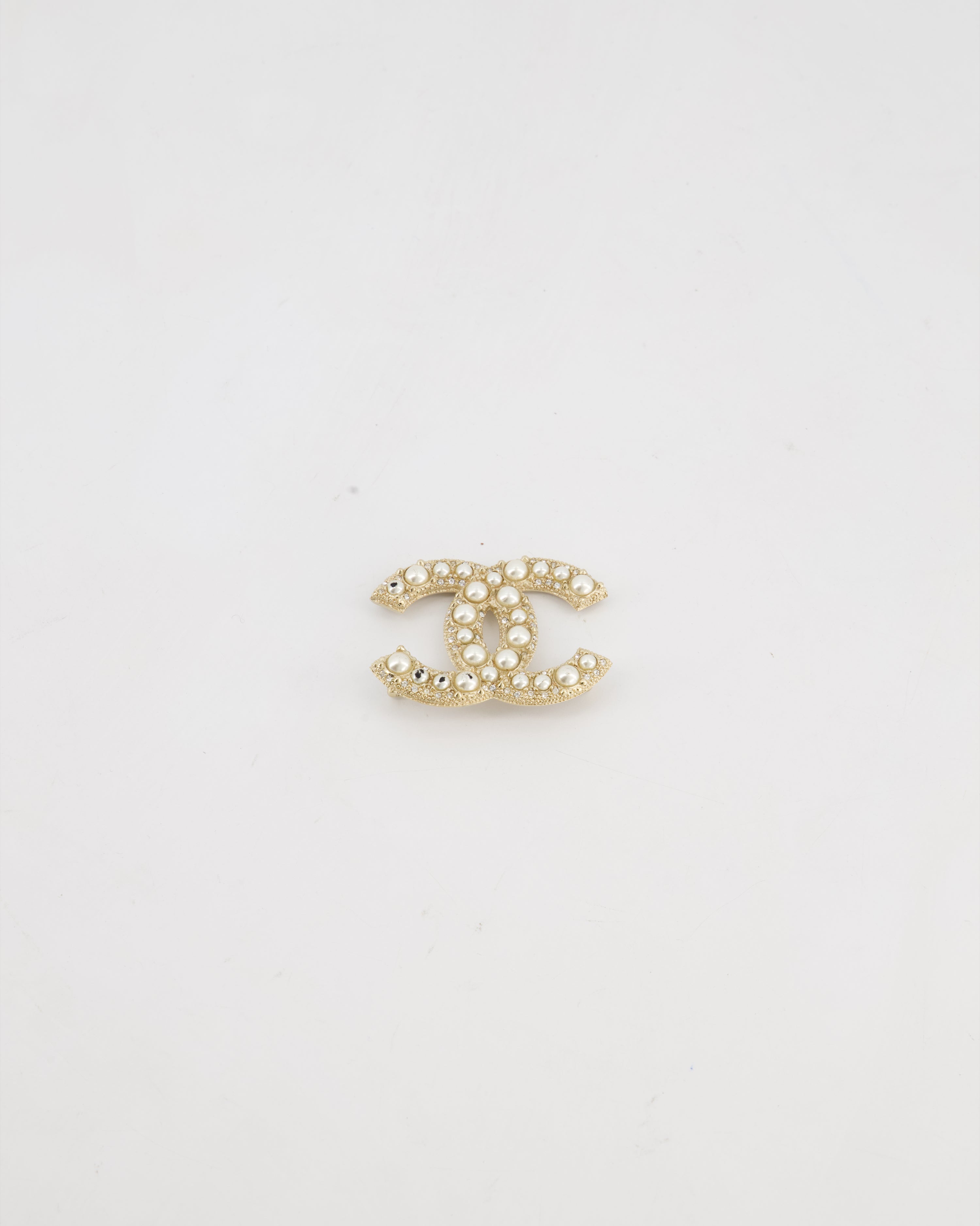 Chanel Champagne Gold CC Brooch with Embellished Pearls Detail