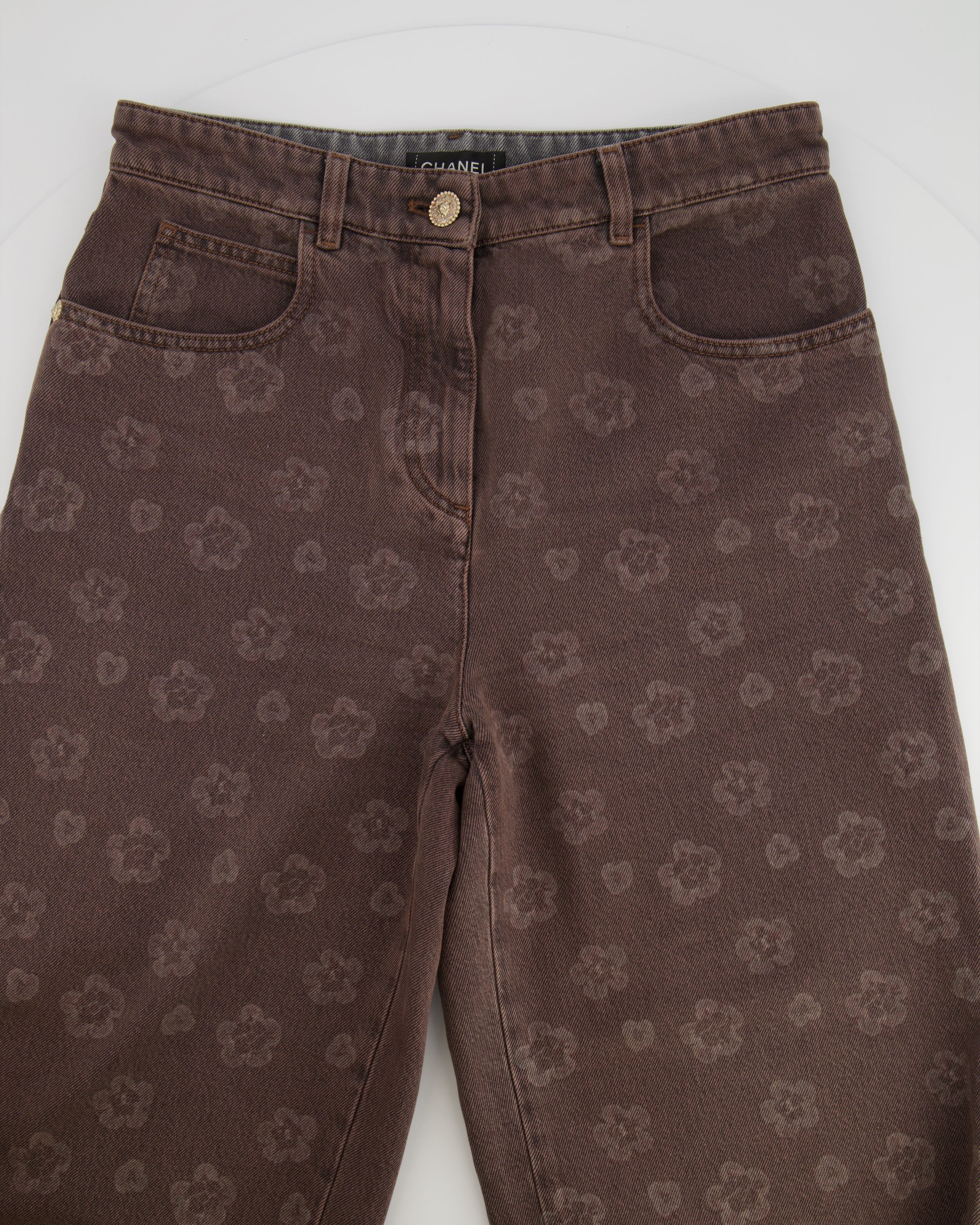 Chanel 25 Metiers D'Art Grey Wide-Leg Jeans with Flower Prints and Silver Lion Button Detail Size FR 38 (UK 10)