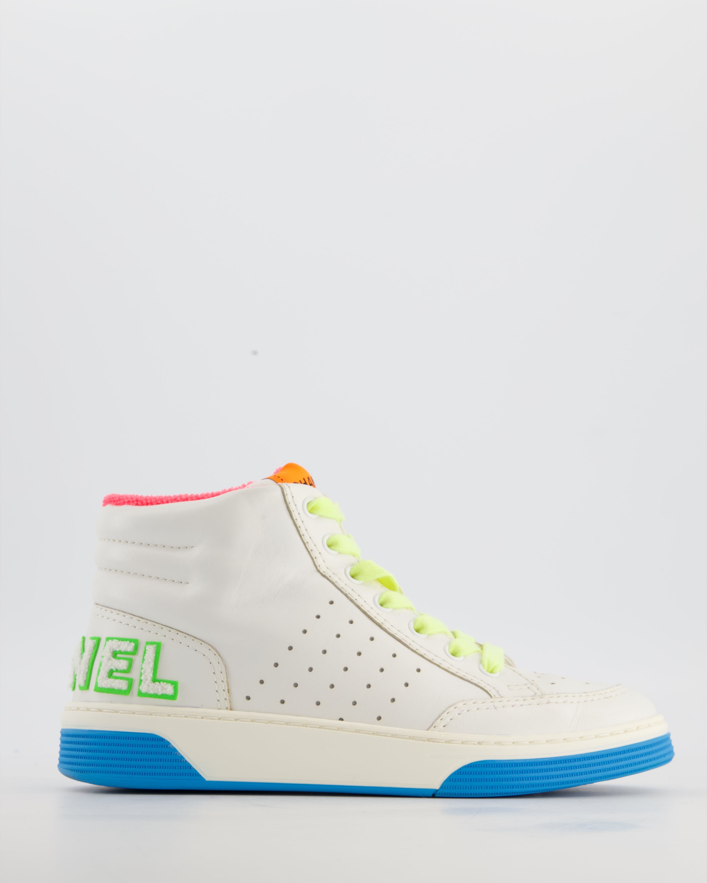 Chanel 20/P White Calfskin and Multicolour Trainers with Logo Detail Size EU 38.5