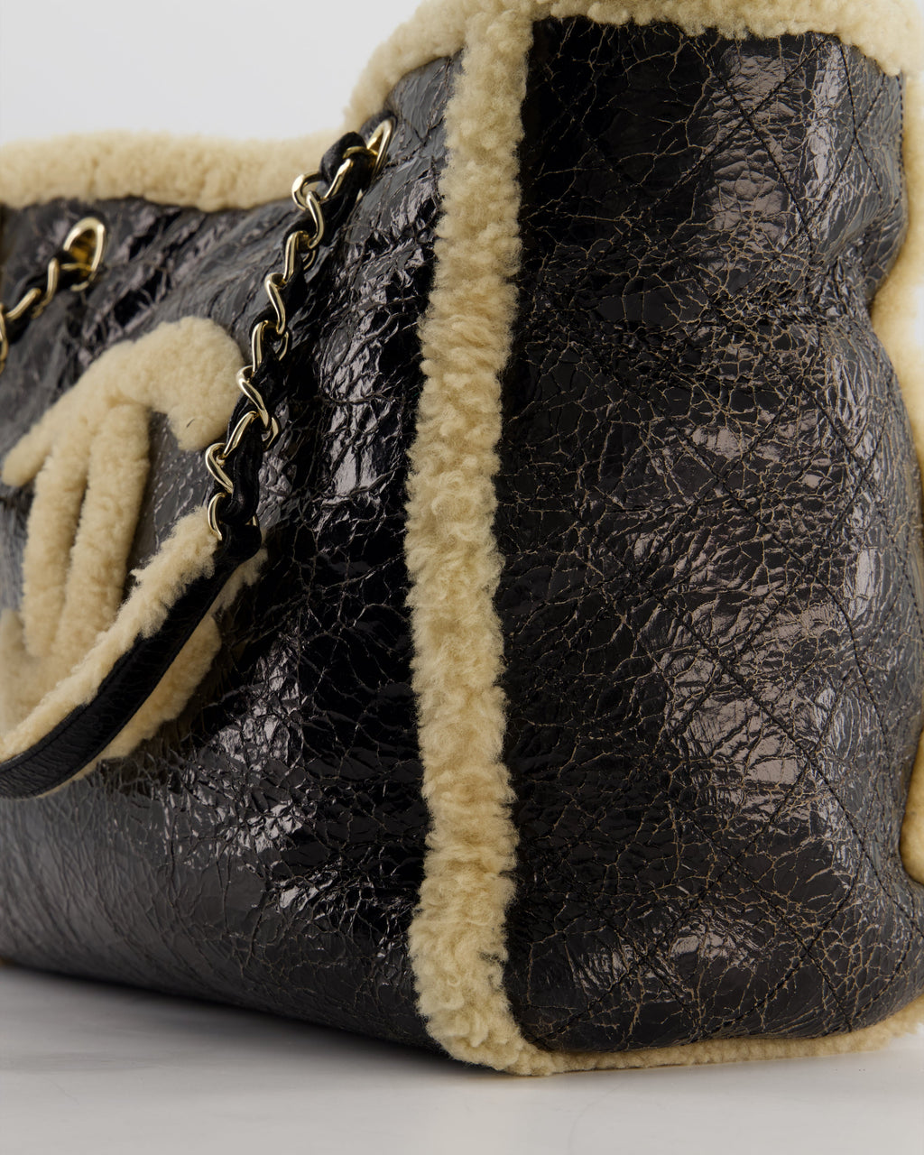 Chanel Black Shiny Crumpled Shearling CC Mania Deauville Tote Bag with Champagne Gold Hardware