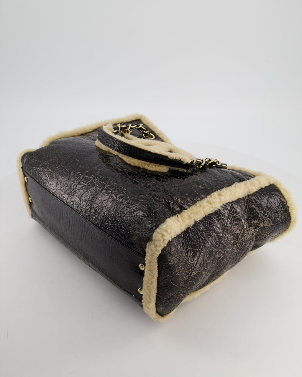 Chanel Black Shiny Crumpled Shearling CC Mania Deauville Tote Bag with Champagne Gold Hardware