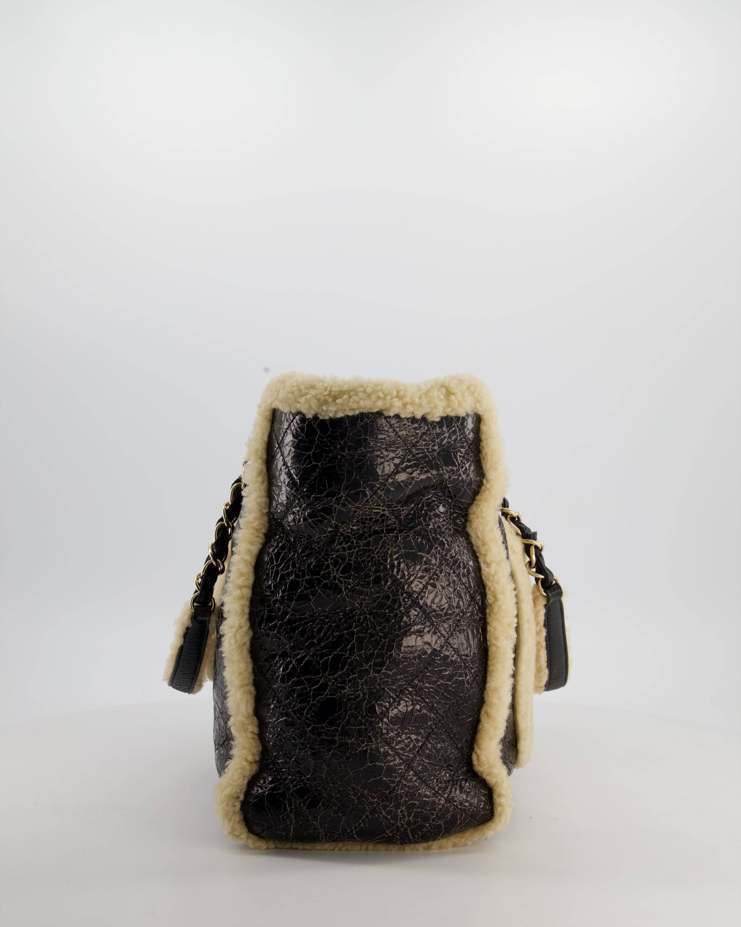 Chanel Black Shiny Crumpled Shearling CC Mania Deauville Tote Bag with Champagne Gold Hardware