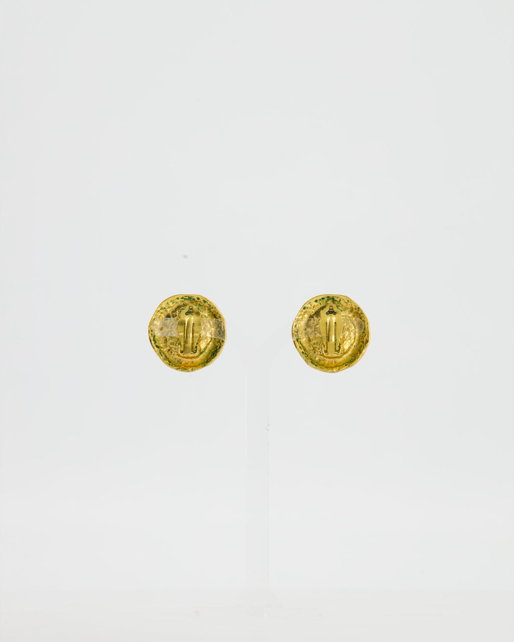 Chanel Vintage Gold-Plated Clip-on Earrings with a Simulated Pearl Centre