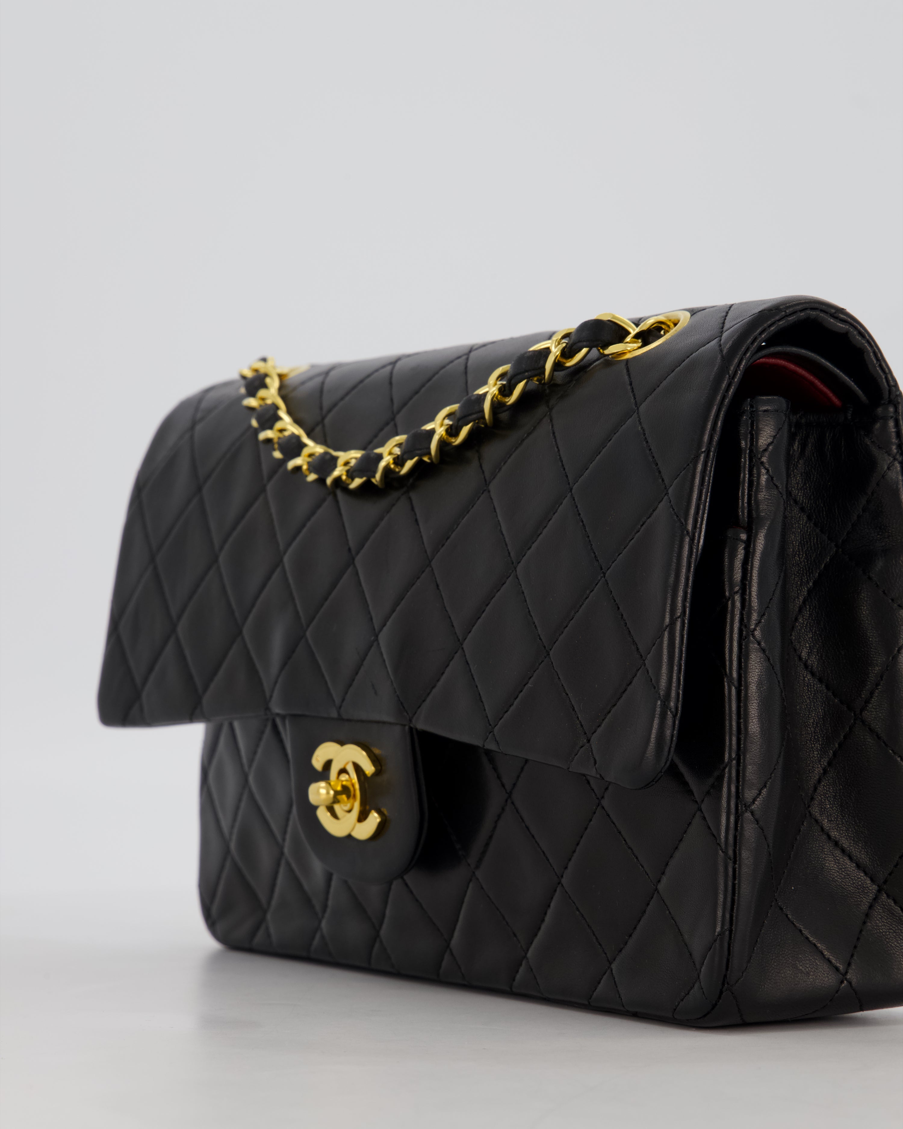 *AMAZING CONDITION* Chanel Black Vintage Medium Classic Double Flap Bag in Lambskin Leather with 24K Gold Hardware