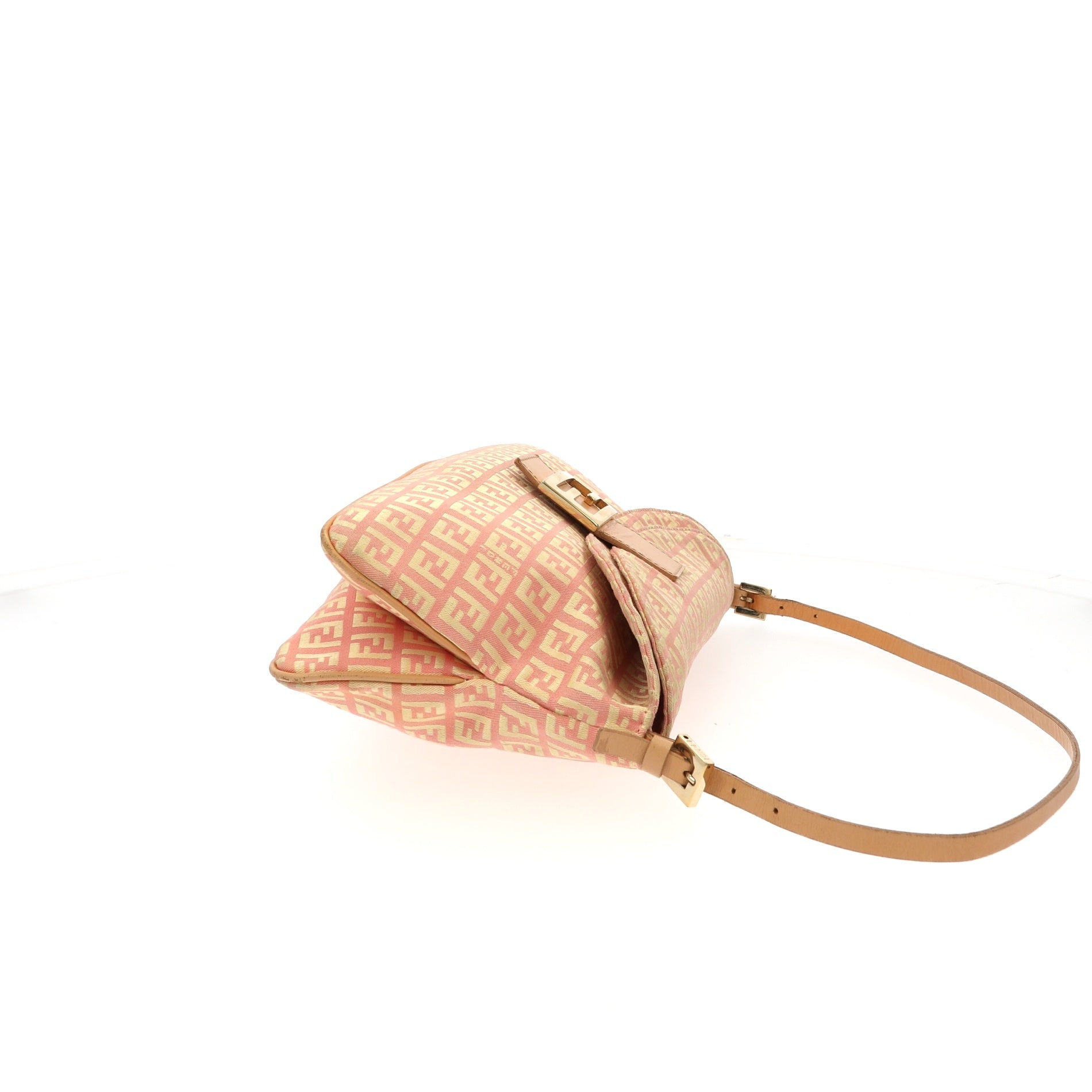 FENDI Shoulder Bag in Pink Fabric