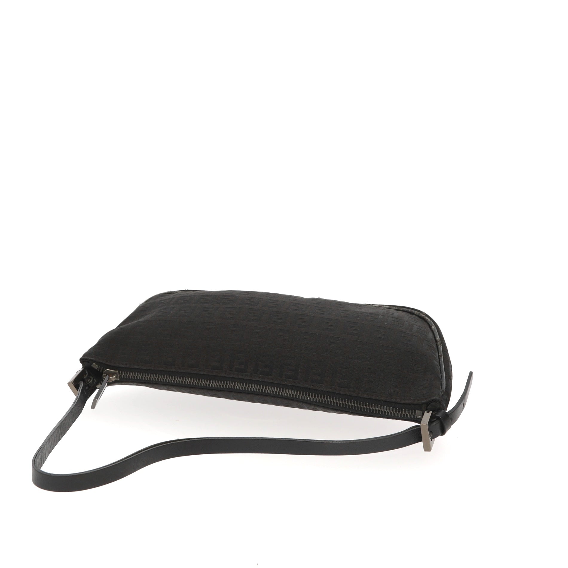 FENDI Shoulder Bag in Black Fabric