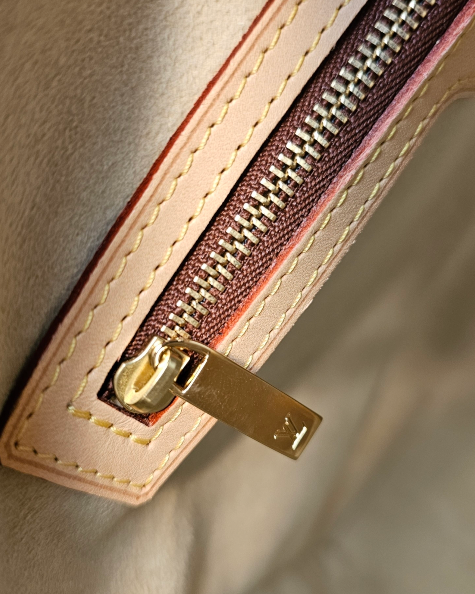 Louis Vuitton Looping GM Monogram