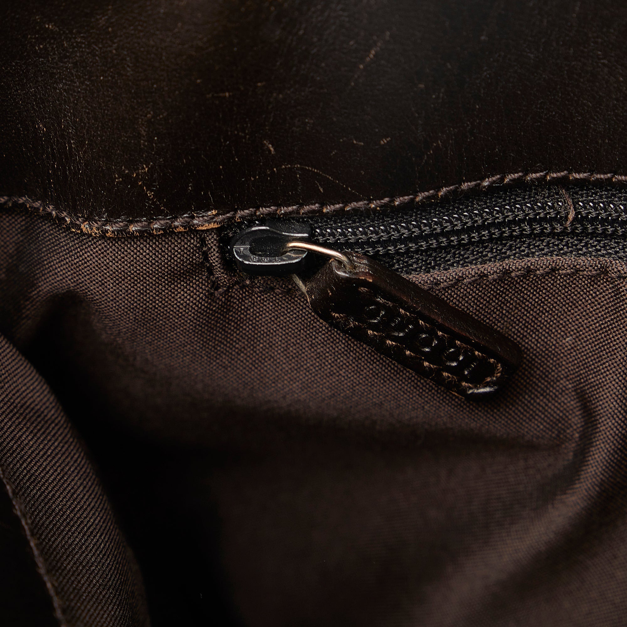GUCCI GG Canvas Handbag
