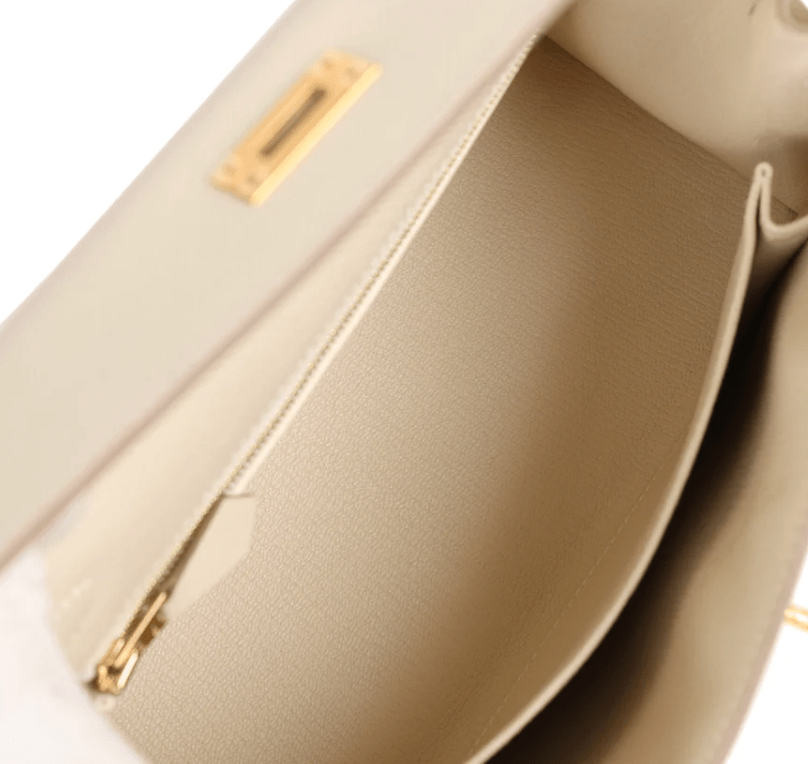 Pre-owned Hermes Special Order (HSS) Kelly Sellier 25 Craie and Gold Epsom Brushed Gold Hardware