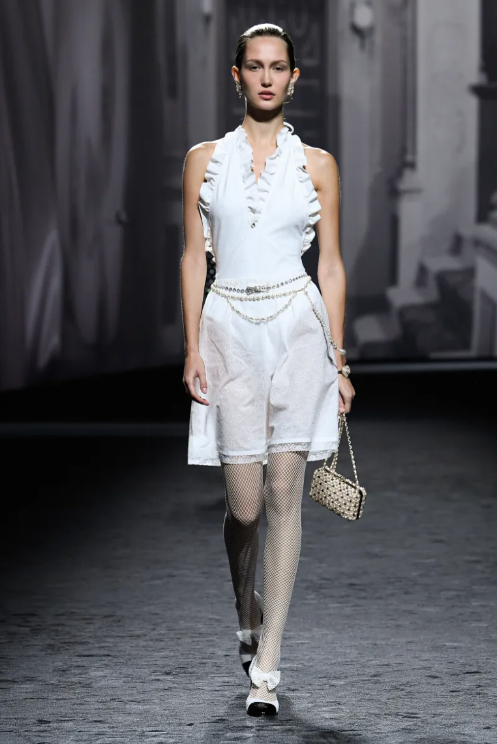 Chanel Spring 2023 White CC Logo and Camellia Embroidered Shorts with Lace Trims and Crystal CC Logo Detail Size FR 34 (UK 6)