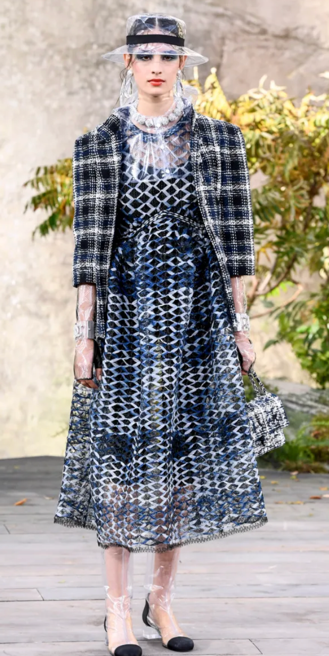 Chanel 18S Navy, White and Black Check Tweed Cropped Jacket with Cropped Sleeves and Clear Pearl Logo Buttons Size FR 36 (UK 8)