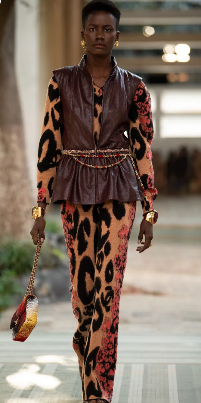 Chanel 2023 Metiers des Arts Burgundy Bordeaux Leather Gilet with Tweed Trim and Peplum Hem Size FR 36 (UK 8)