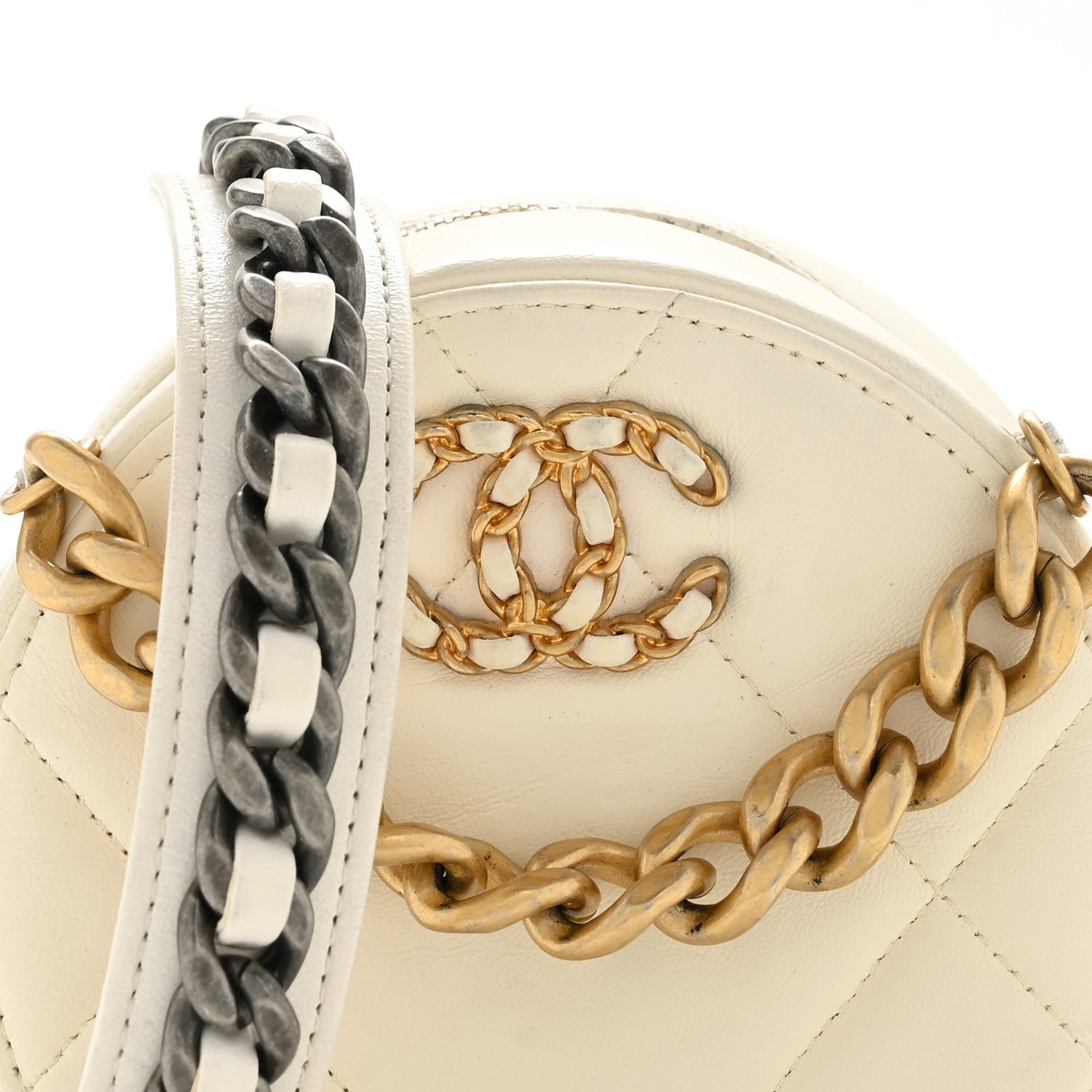 Chanel Lambskin Quilted Chanel 19 Round Clutch With Chain White