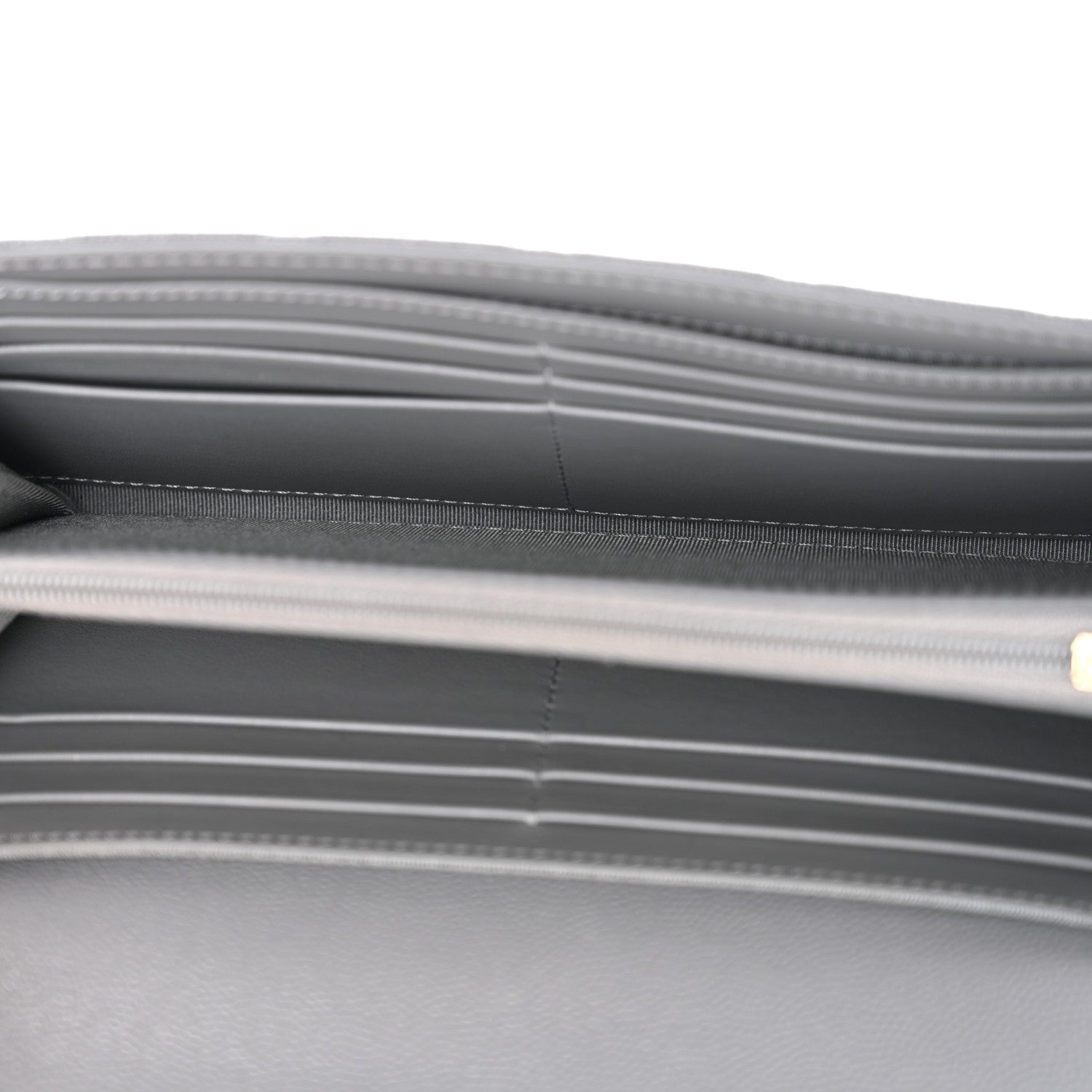 Caviar Quilted Large Gusset Flap Wallet Grey