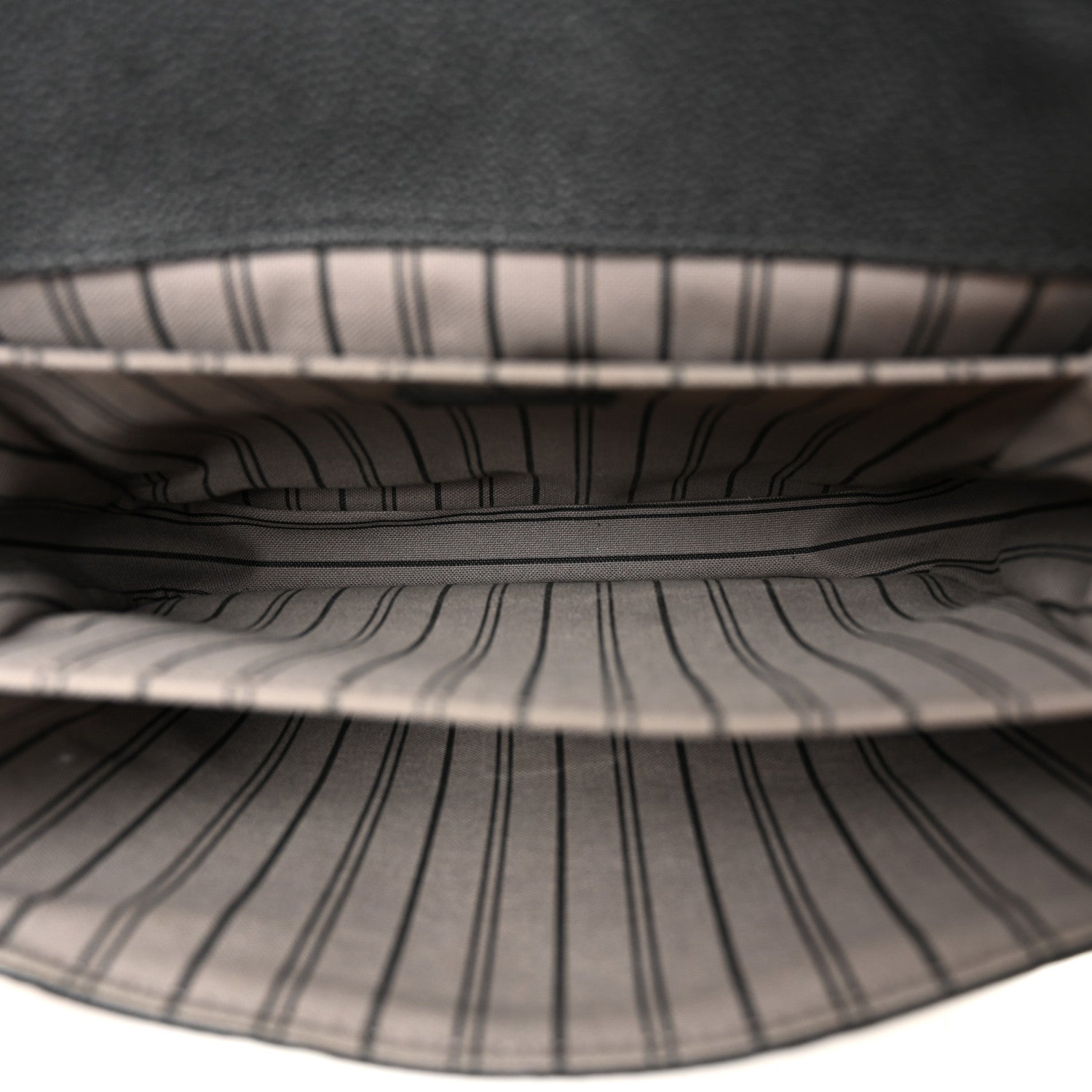 Louis Vuitton Empreinte Pochette Metis Black
