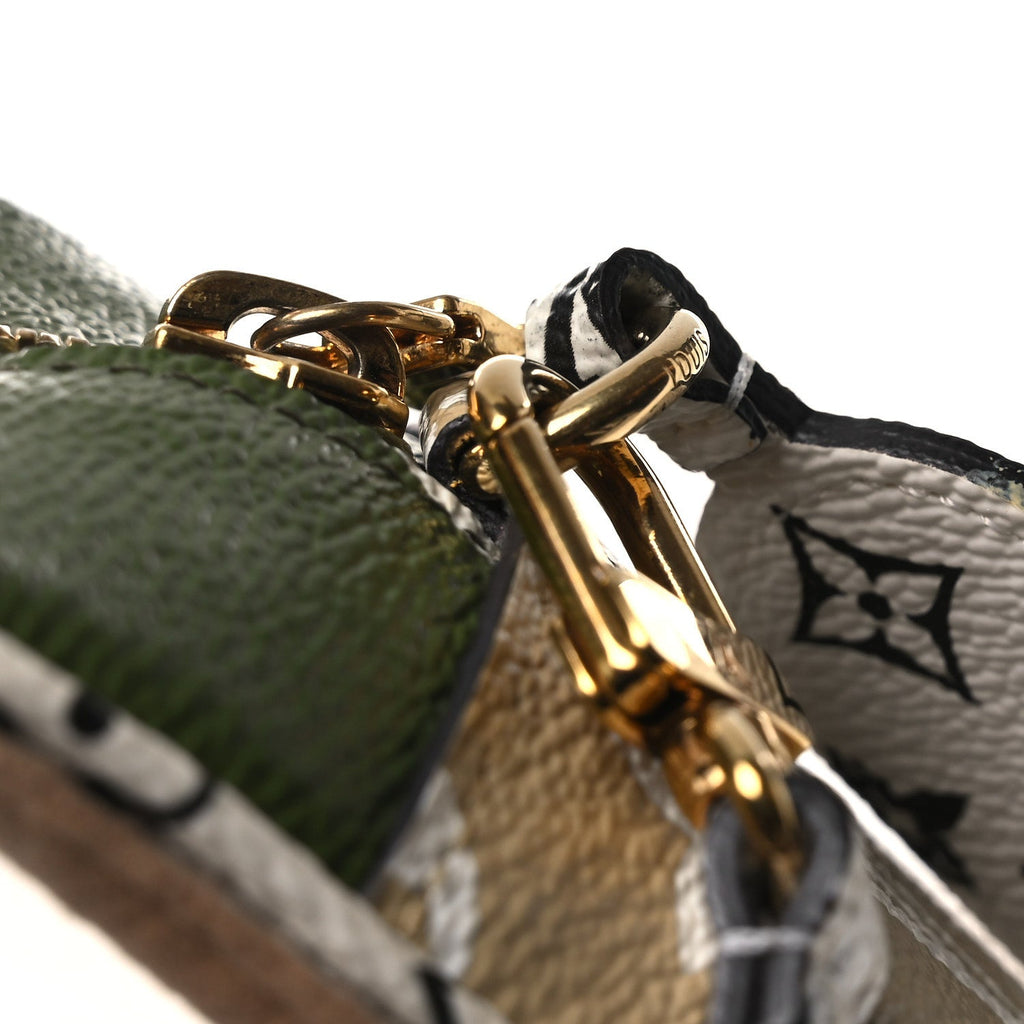 Louis Vuitton Monogram Giant Beach Pouch Kaki