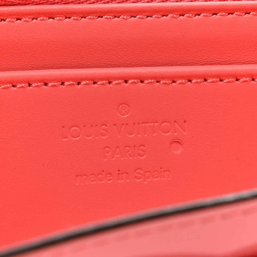 Louis Vuitton Patent Louise Wallet Rose Litchi
