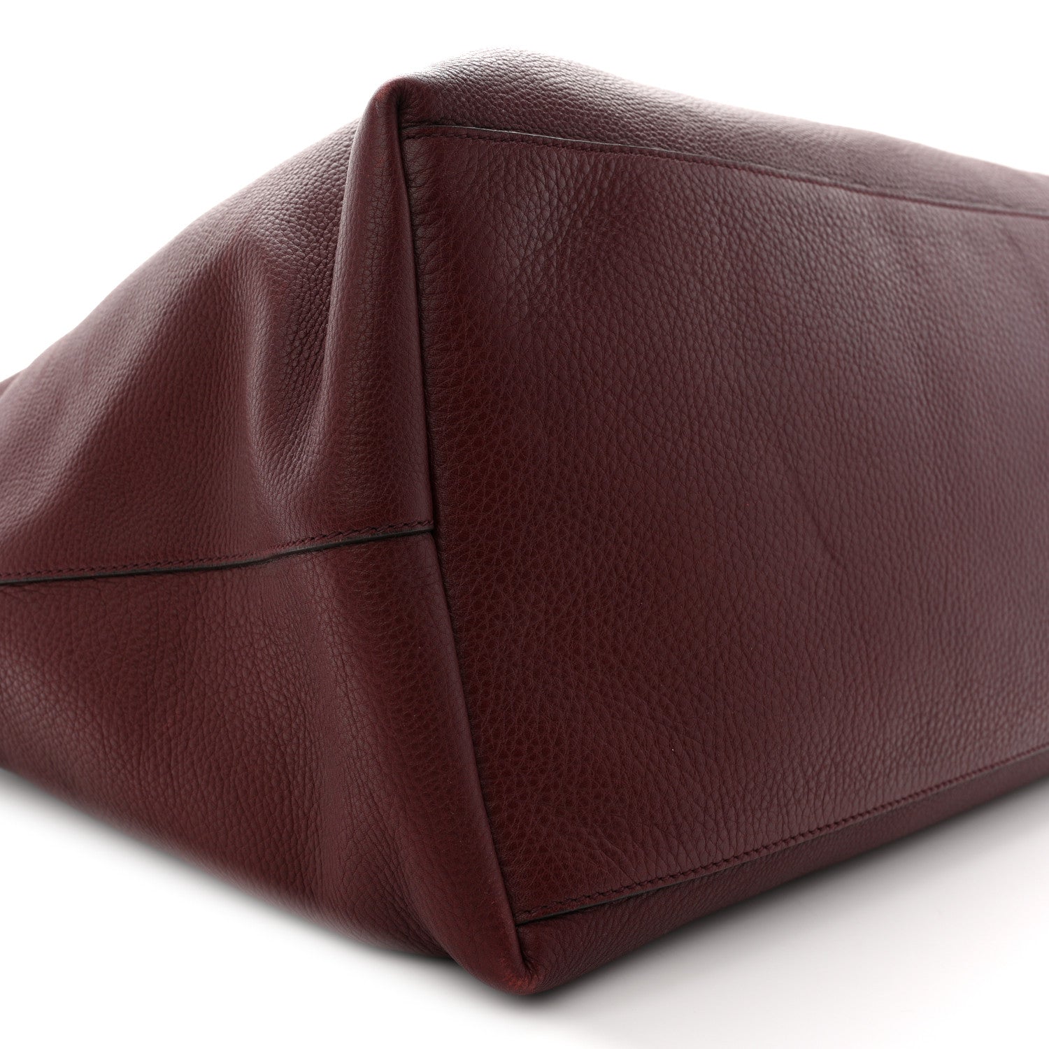 Gucci Grained Calfskin Duffle Bag Burgundy