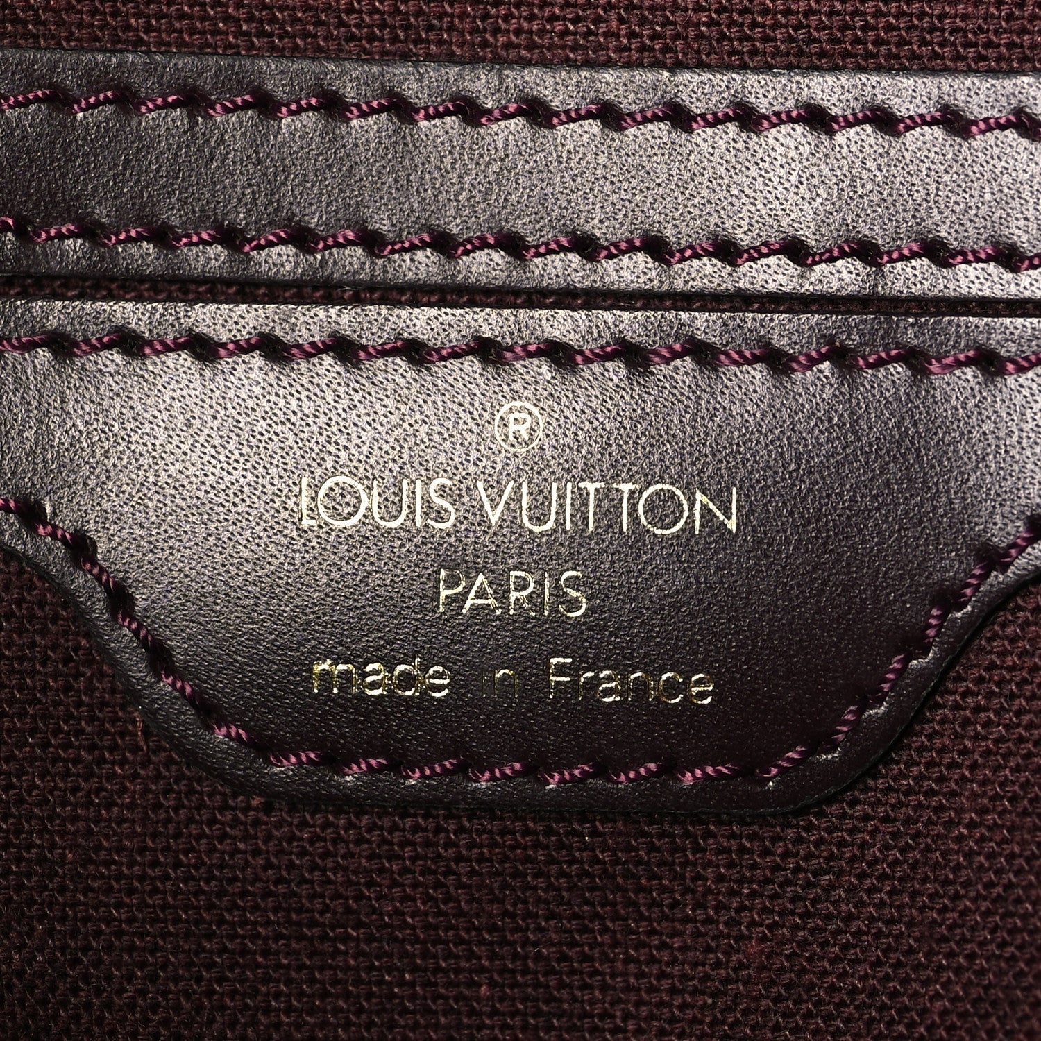 Louis Vuitton Taiga Reporter Messenger Acajou