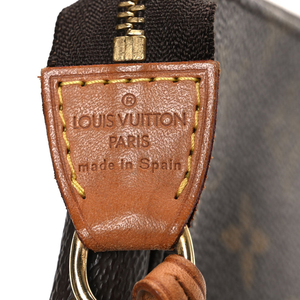 Louis Vuitton Monogram Pochette Accessories