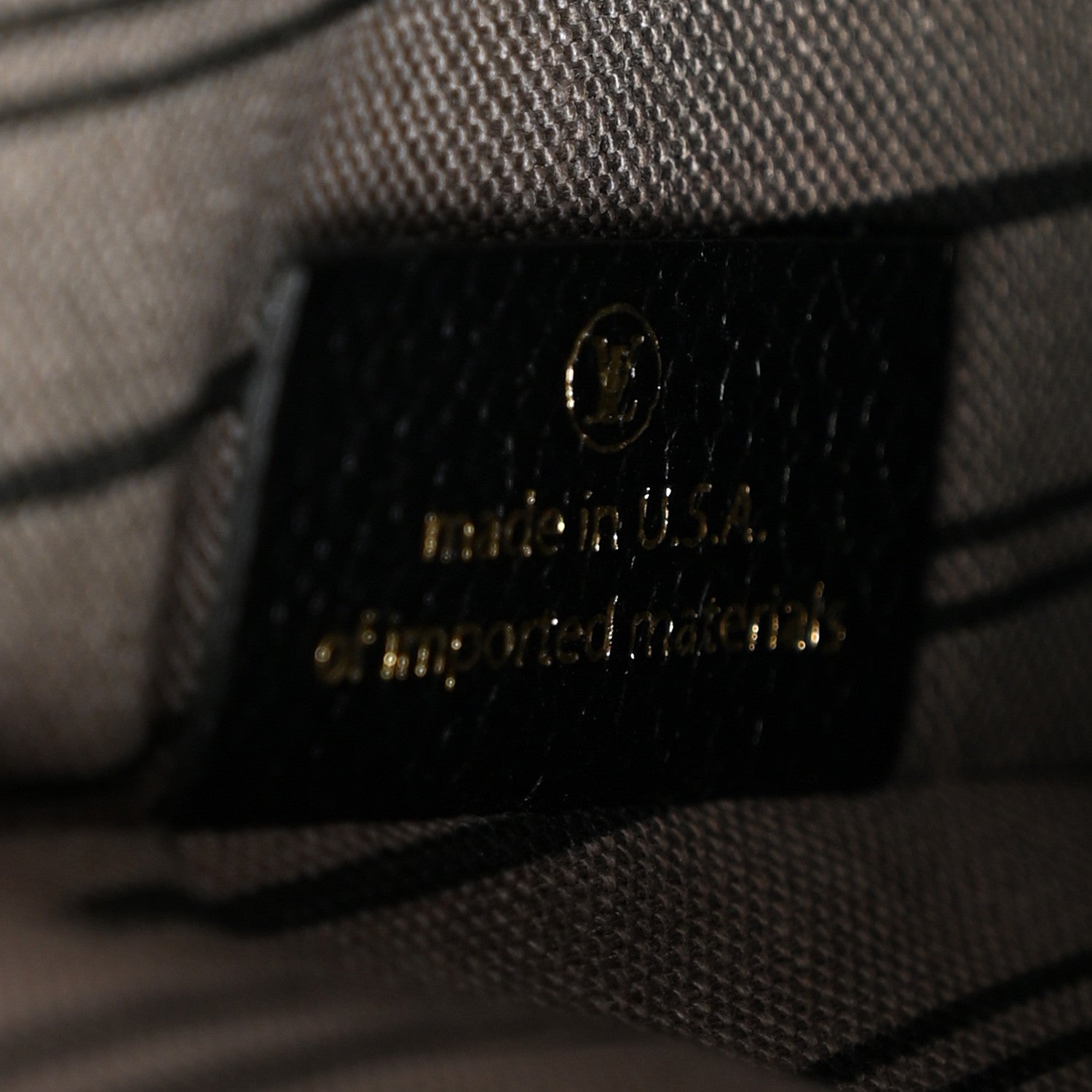Louis Vuitton Empreinte Pochette Metis Black