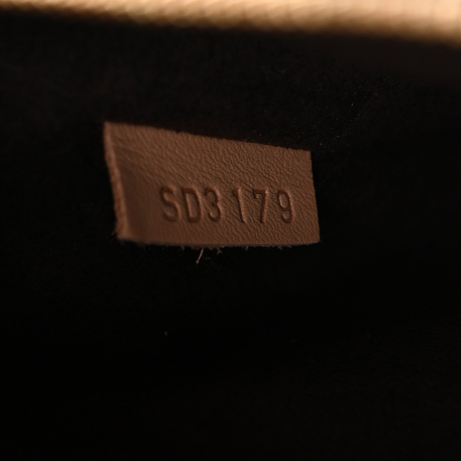 Louis Vuitton Monogram Pochette Metis
