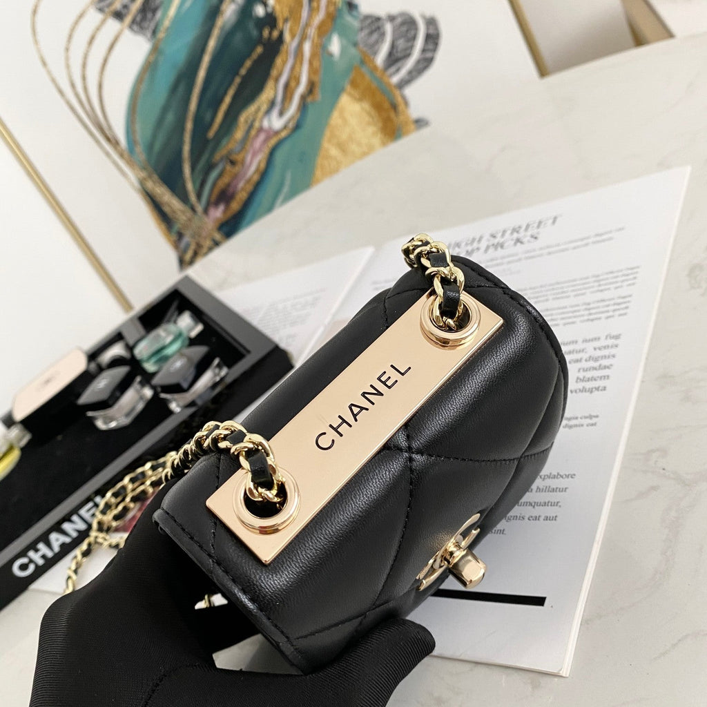 Chanel - Luxury Bag - CHL - 856